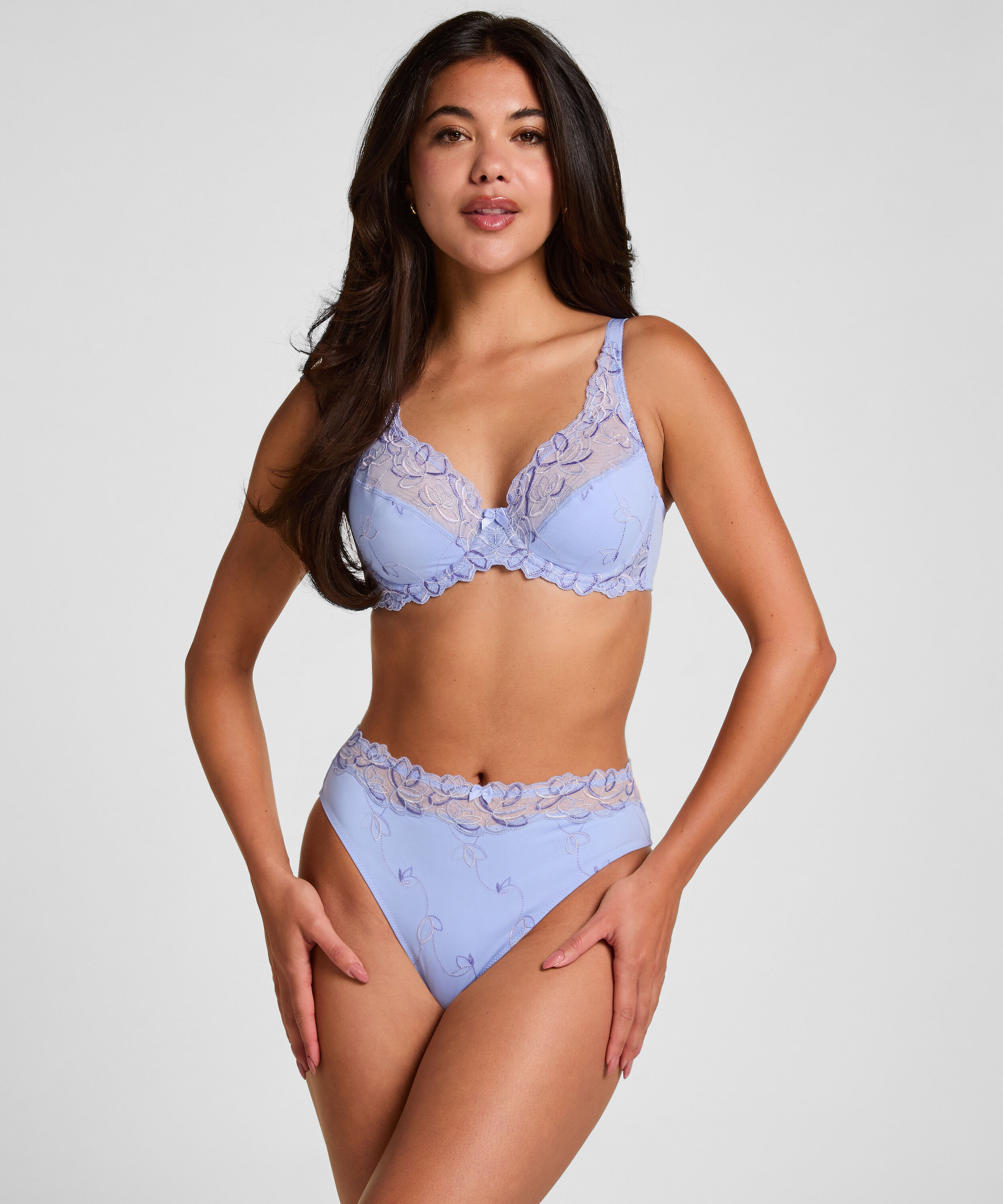 Hochgeschnittener Slip Diva, Lila