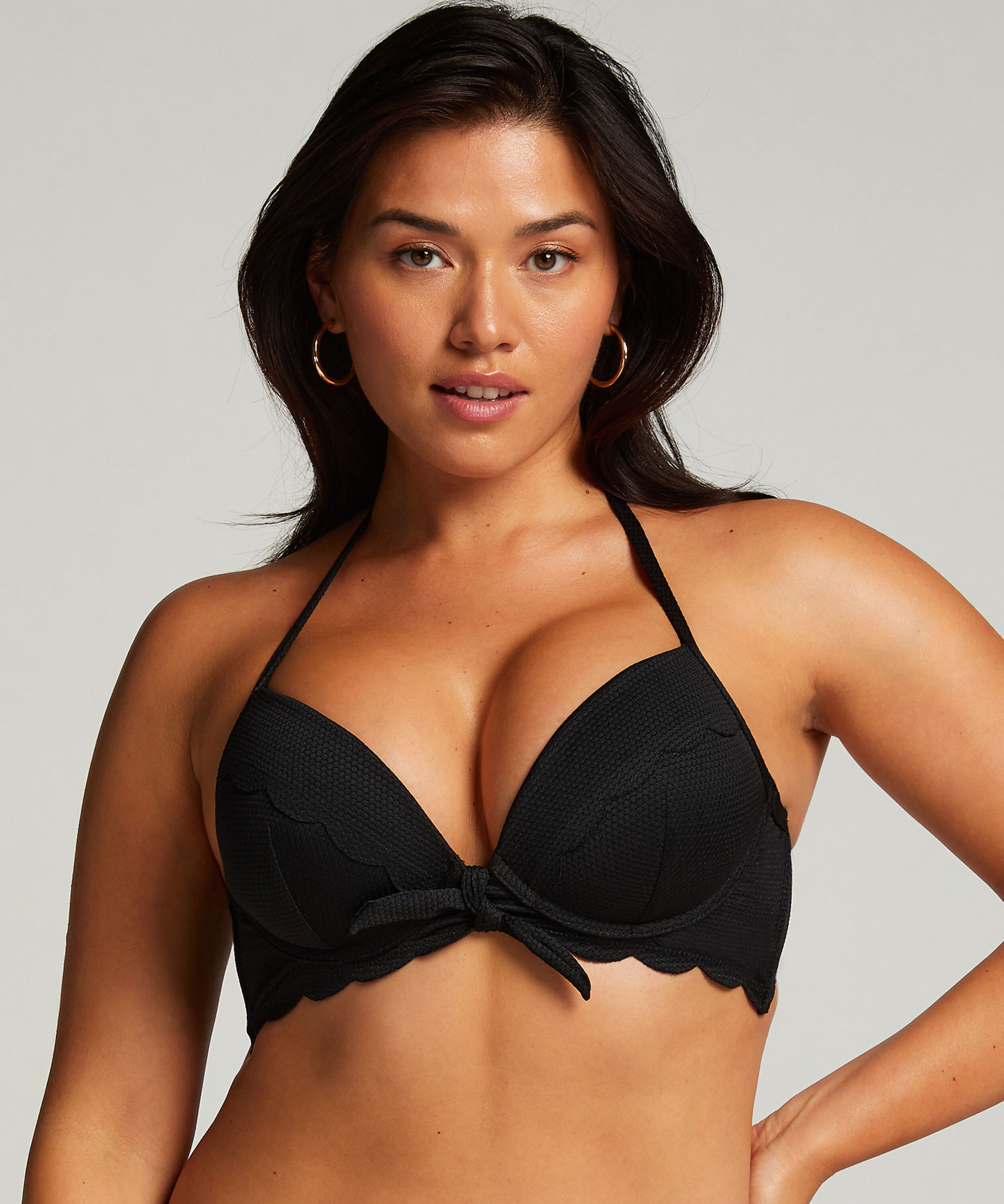 Vorgeformtes Push-up Bügel-Bikinitop Scallop Cup A - E