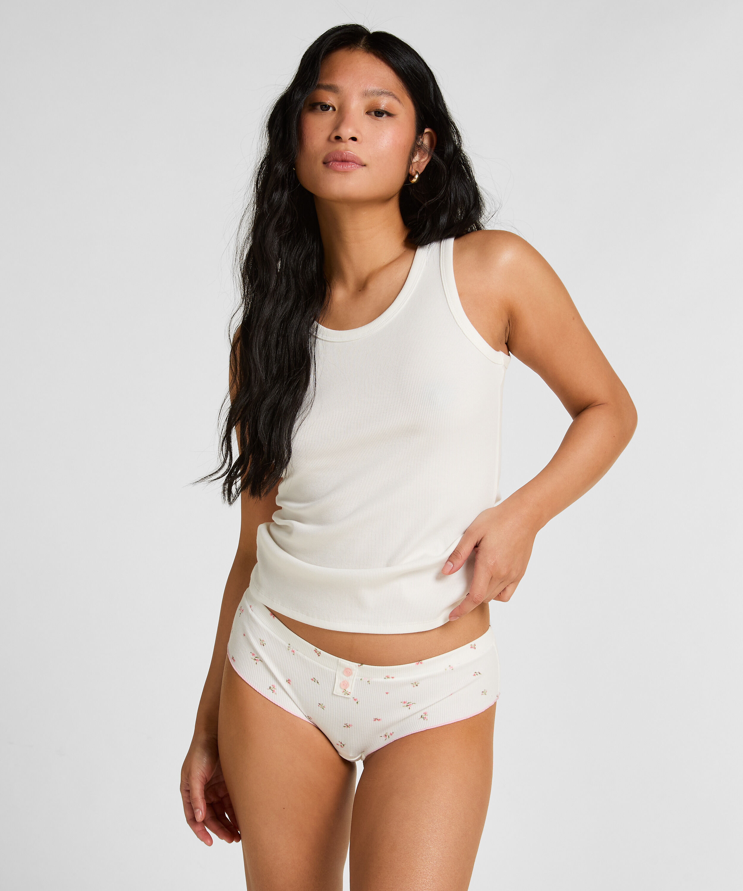 Brazilian Renee, Rosa