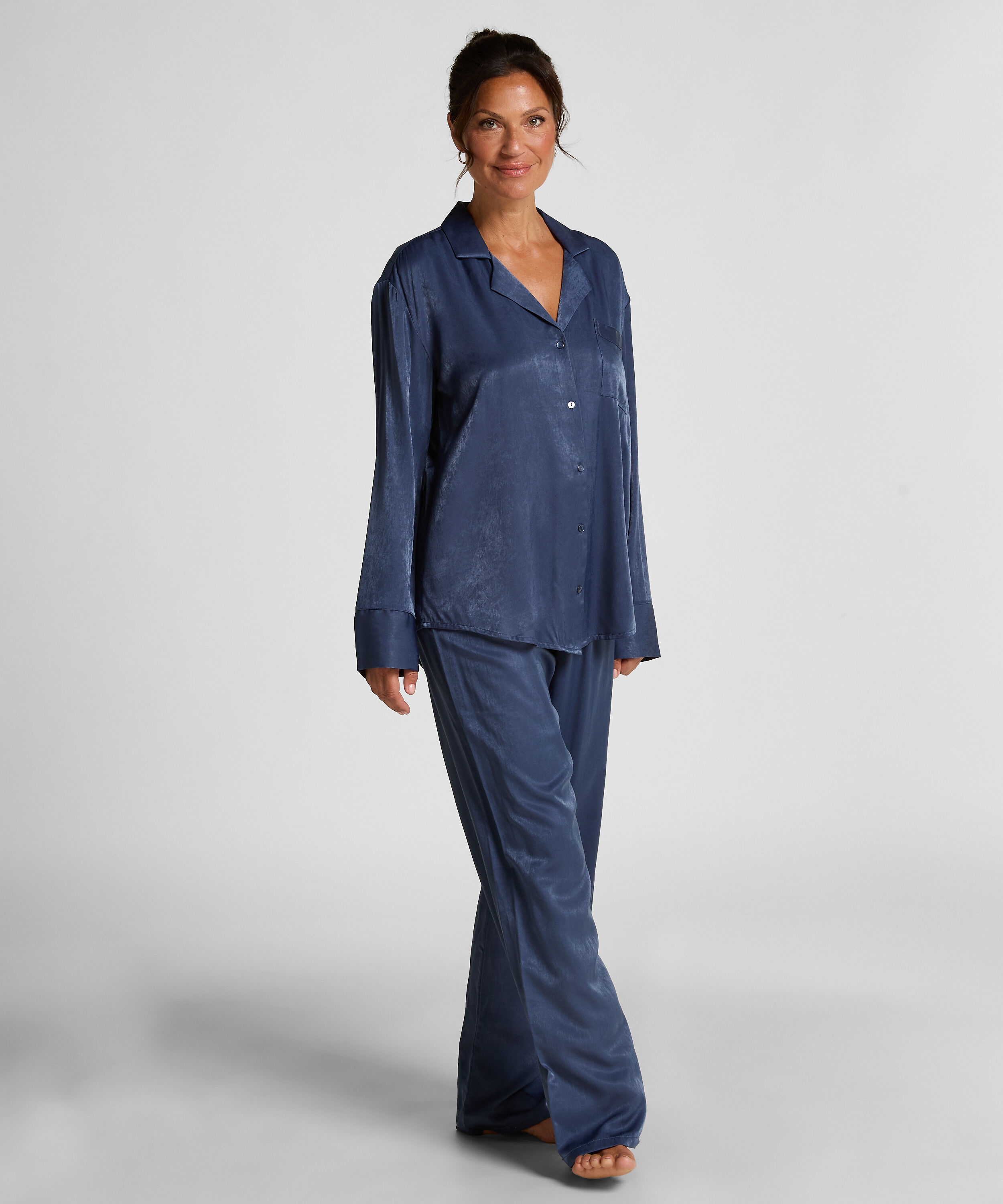 Hose Satin, Blau