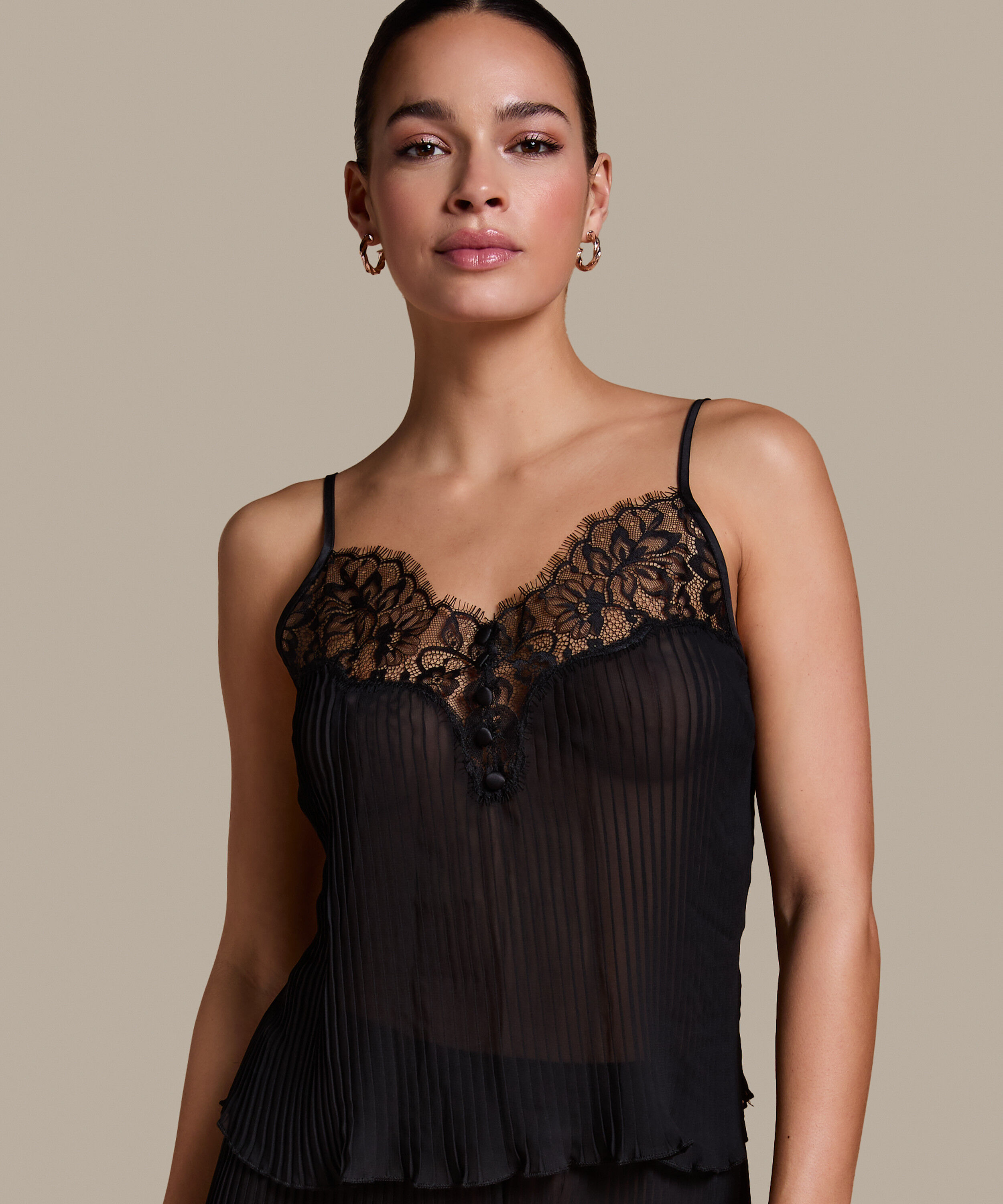 Plissiertes Spitzen-Cami, Schwarz