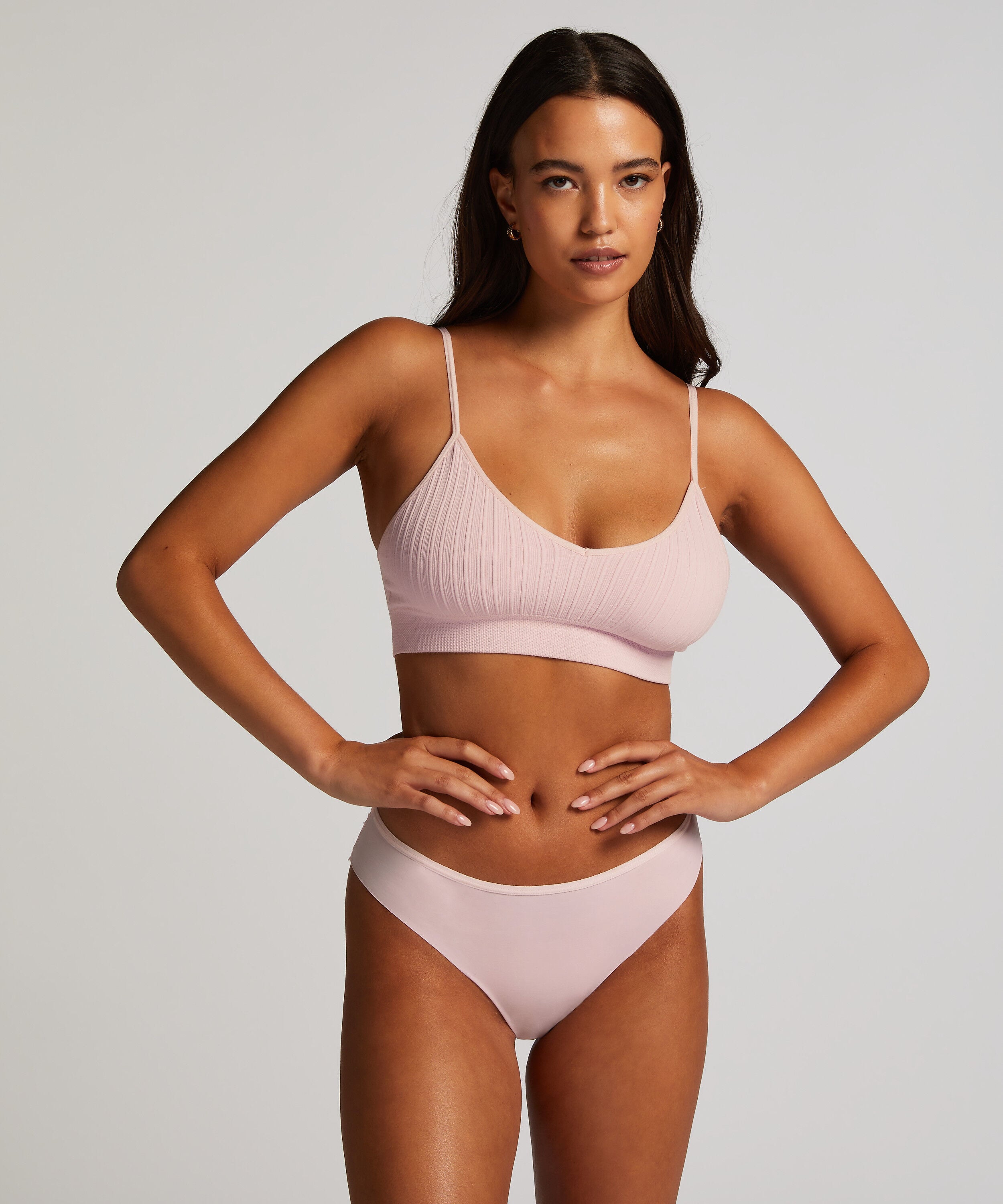 Invisible Brazilian Lace Back, Rosa