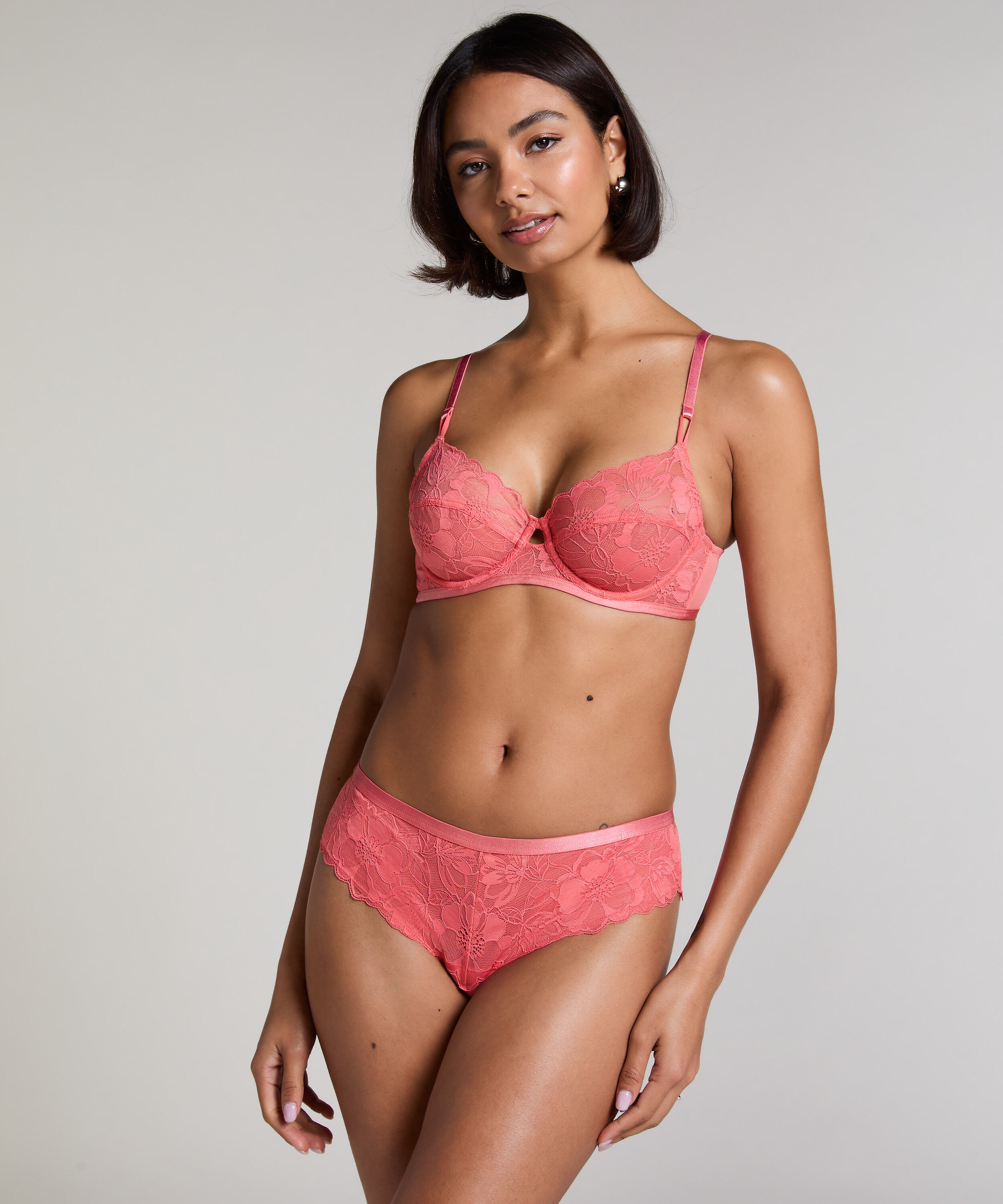 Brazilian Sophia, Rosa