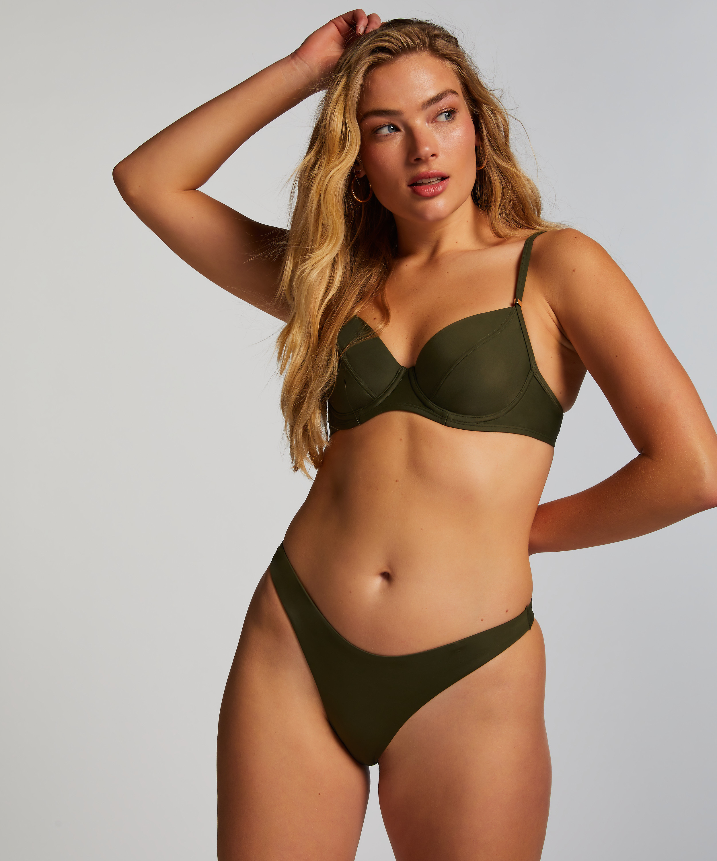 Bikini Slip mit hohem Beinausschnitt Luxe, grün, main