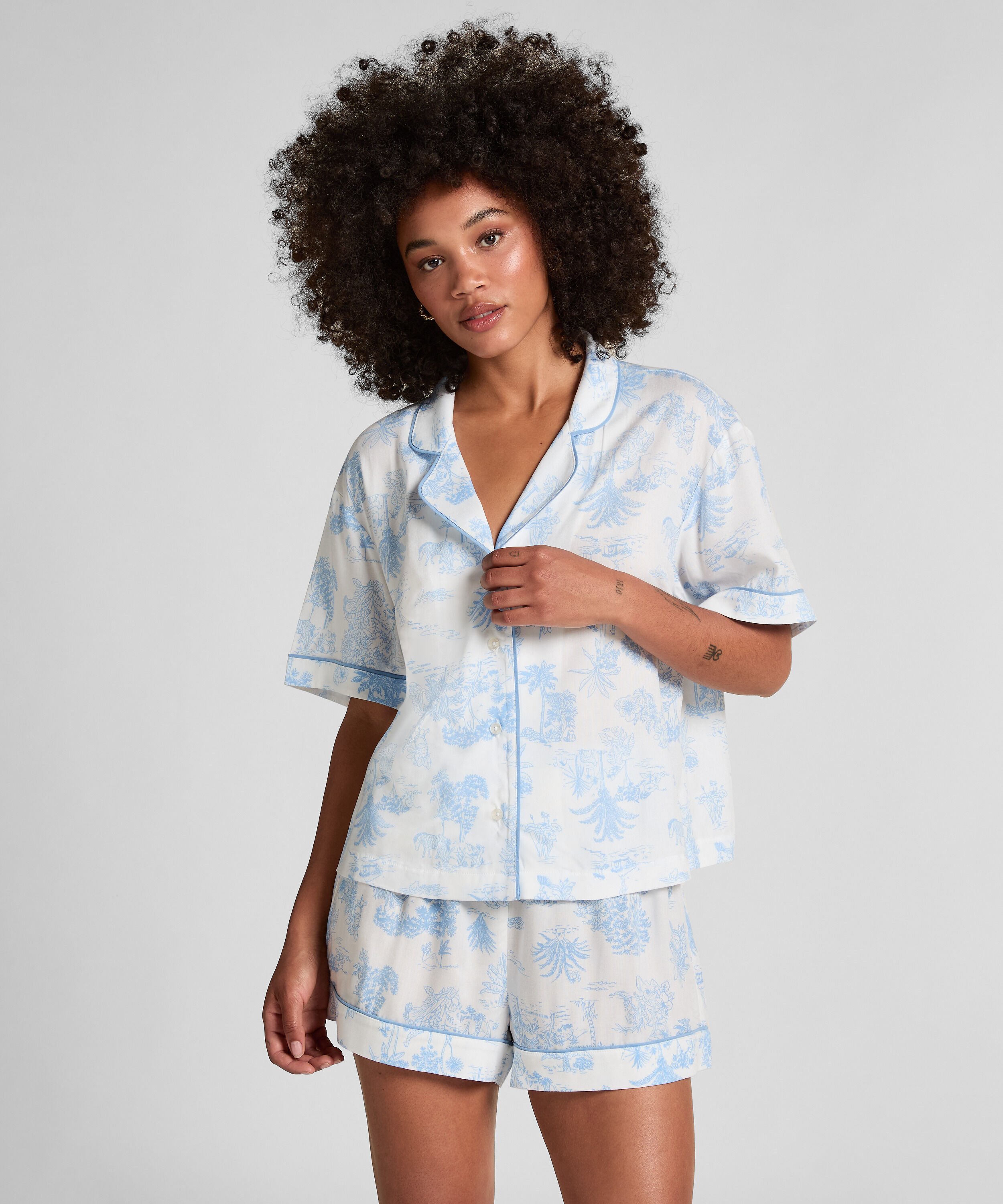 Kurzärmelige Jacke aus Webstoff