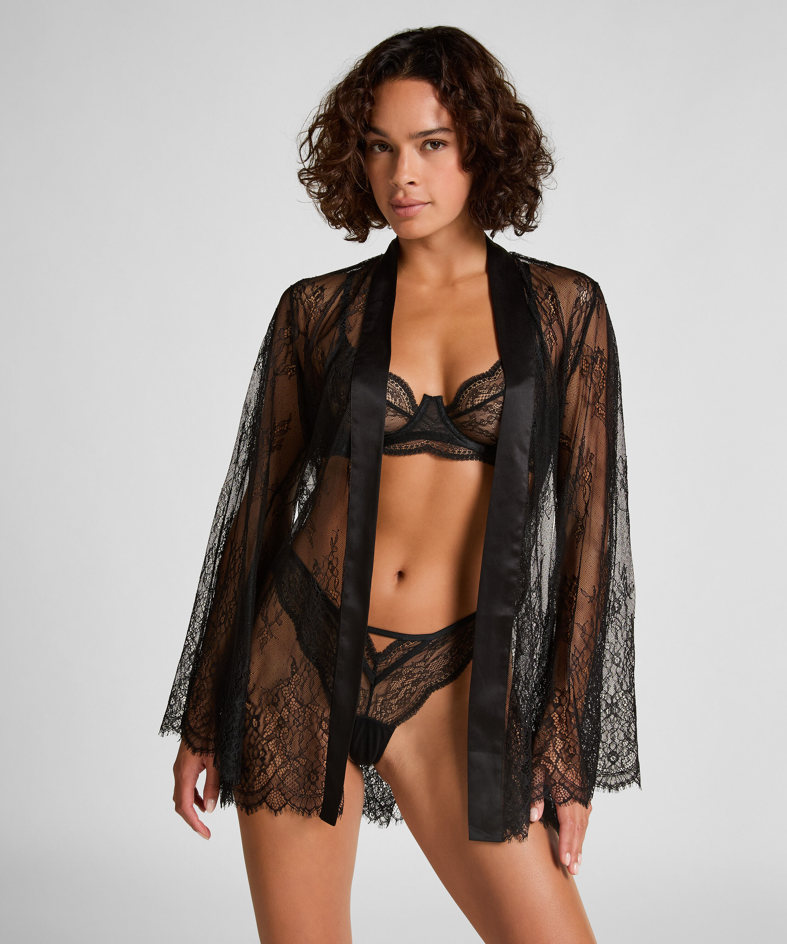 Kimono Allover-Spitze, Schwarz Kimono Allover-Spitze, Schwarz