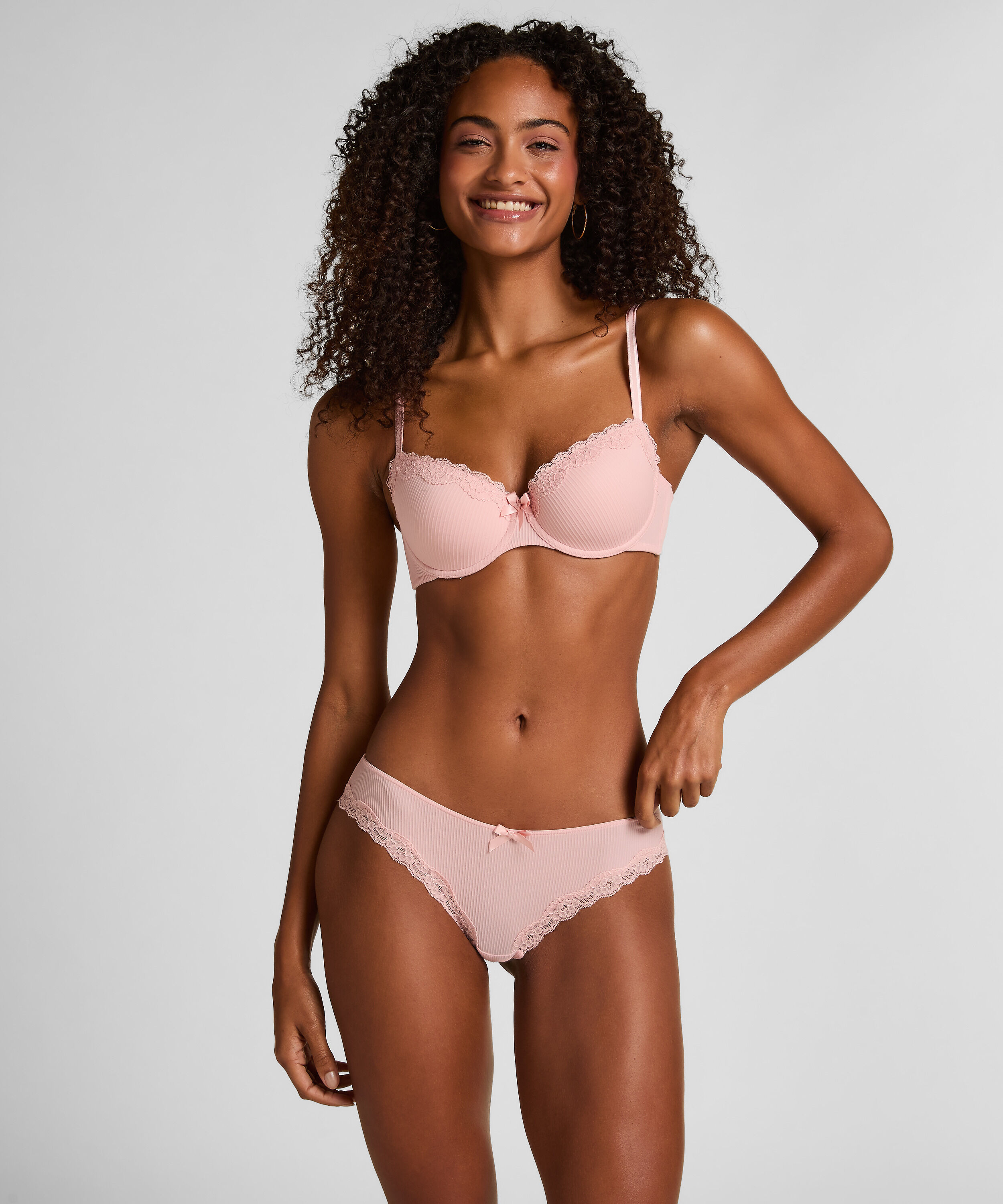 Brazilian Lola, Rosa Brazilian Lola, Rosa