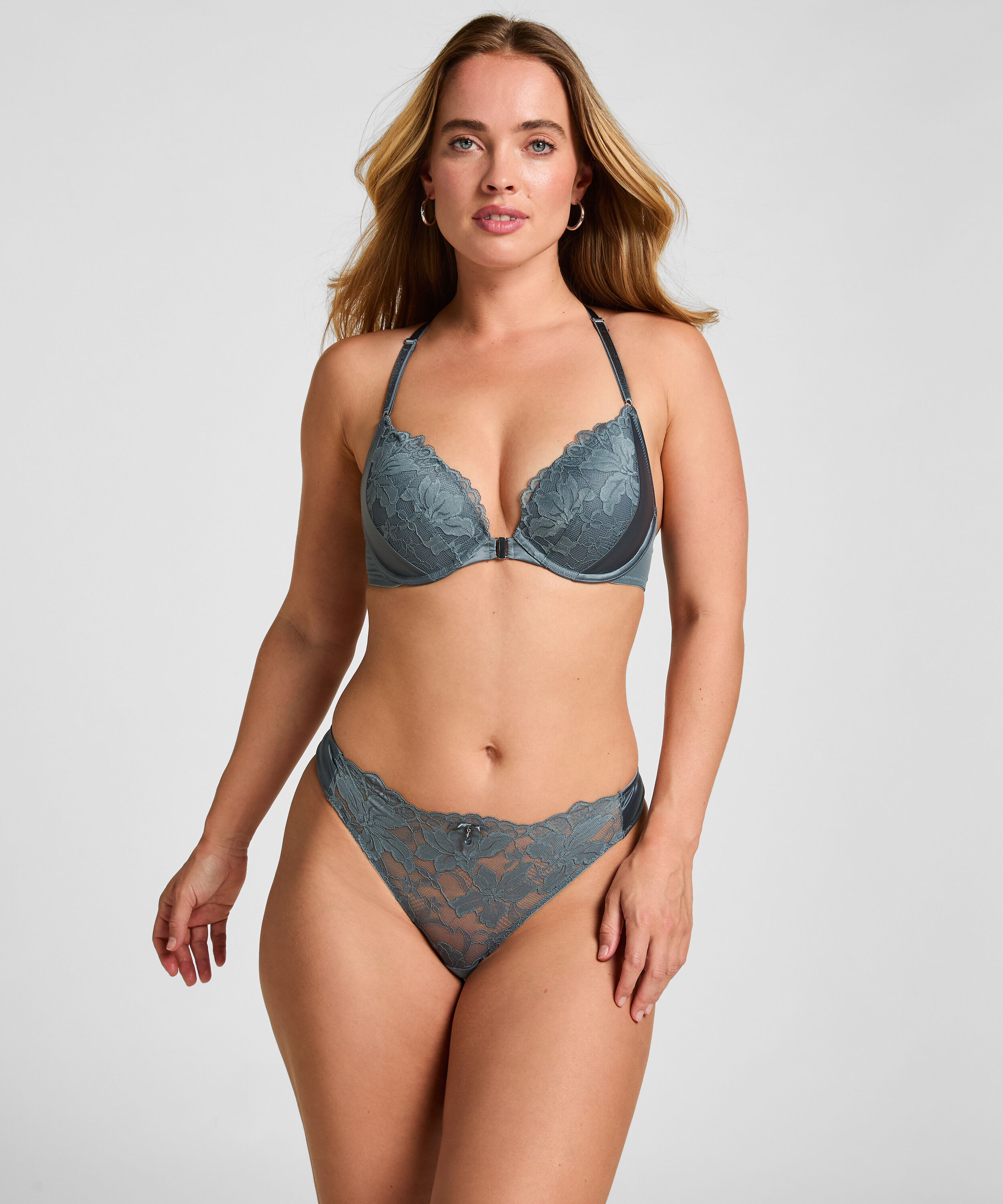 Hoch geschnittener String Viktoria, Blau