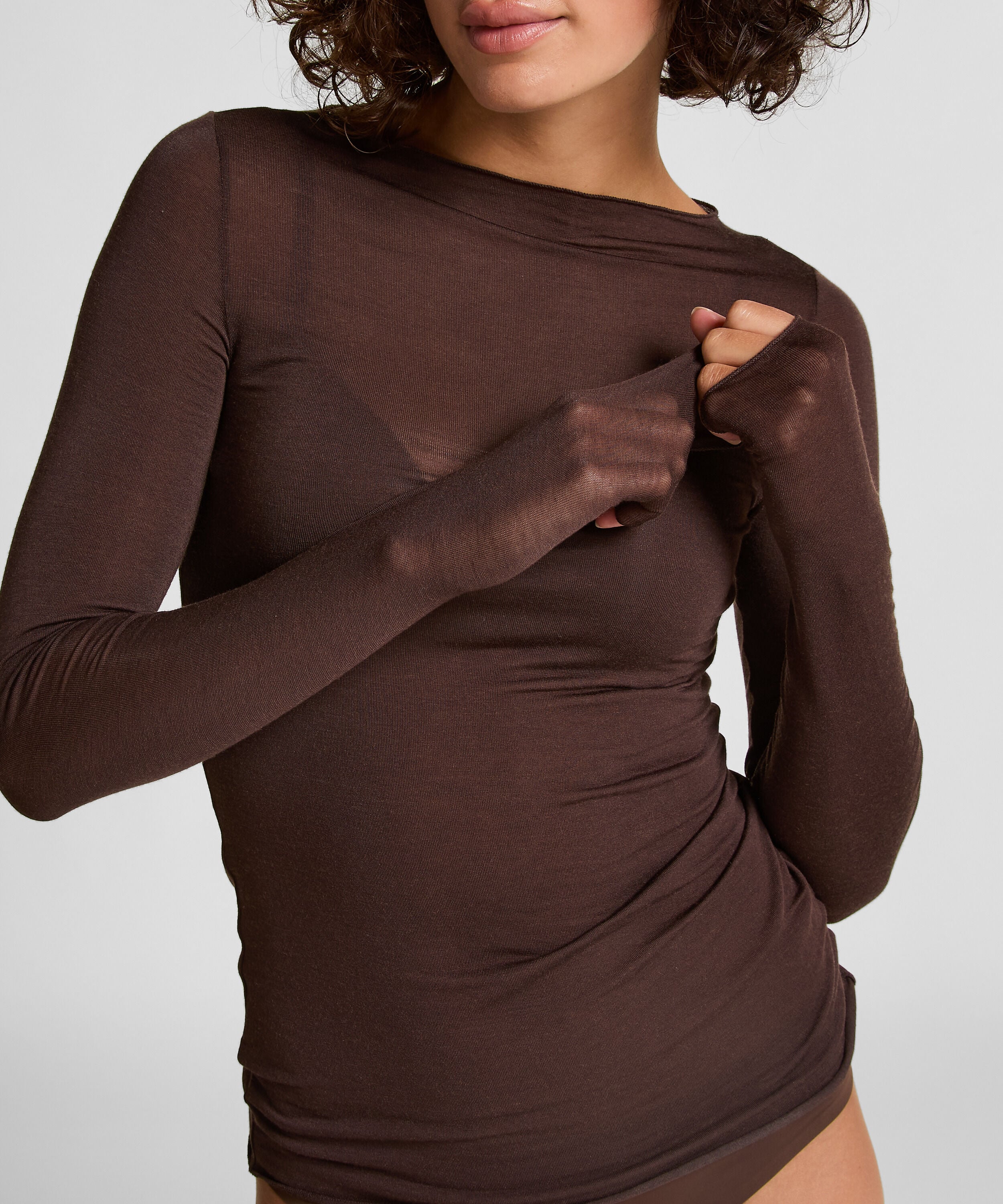 super soft Shirt aus Kaschmir-Mix mit U-Boot-Ausschnitt, Braun