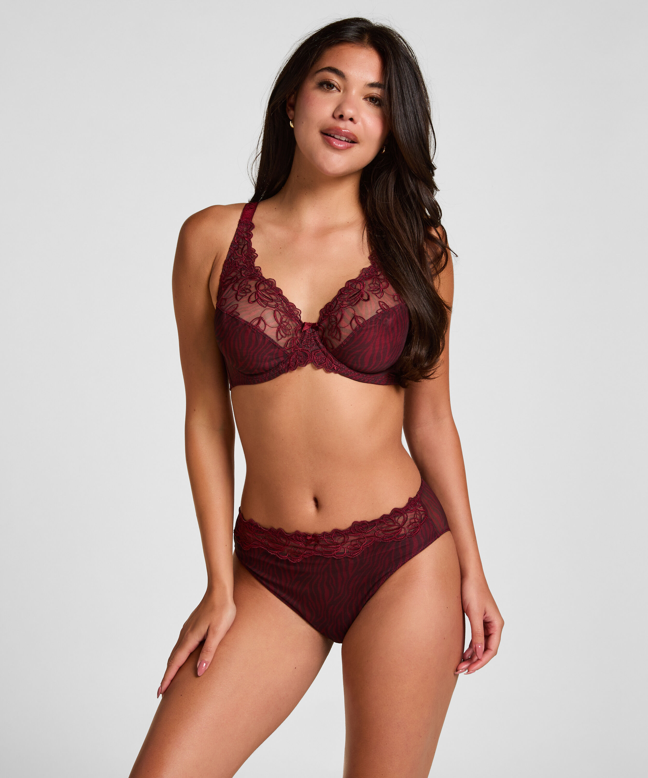 Hochgeschnittener Slip Diva, Rot Hochgeschnittener Slip Diva, Rot