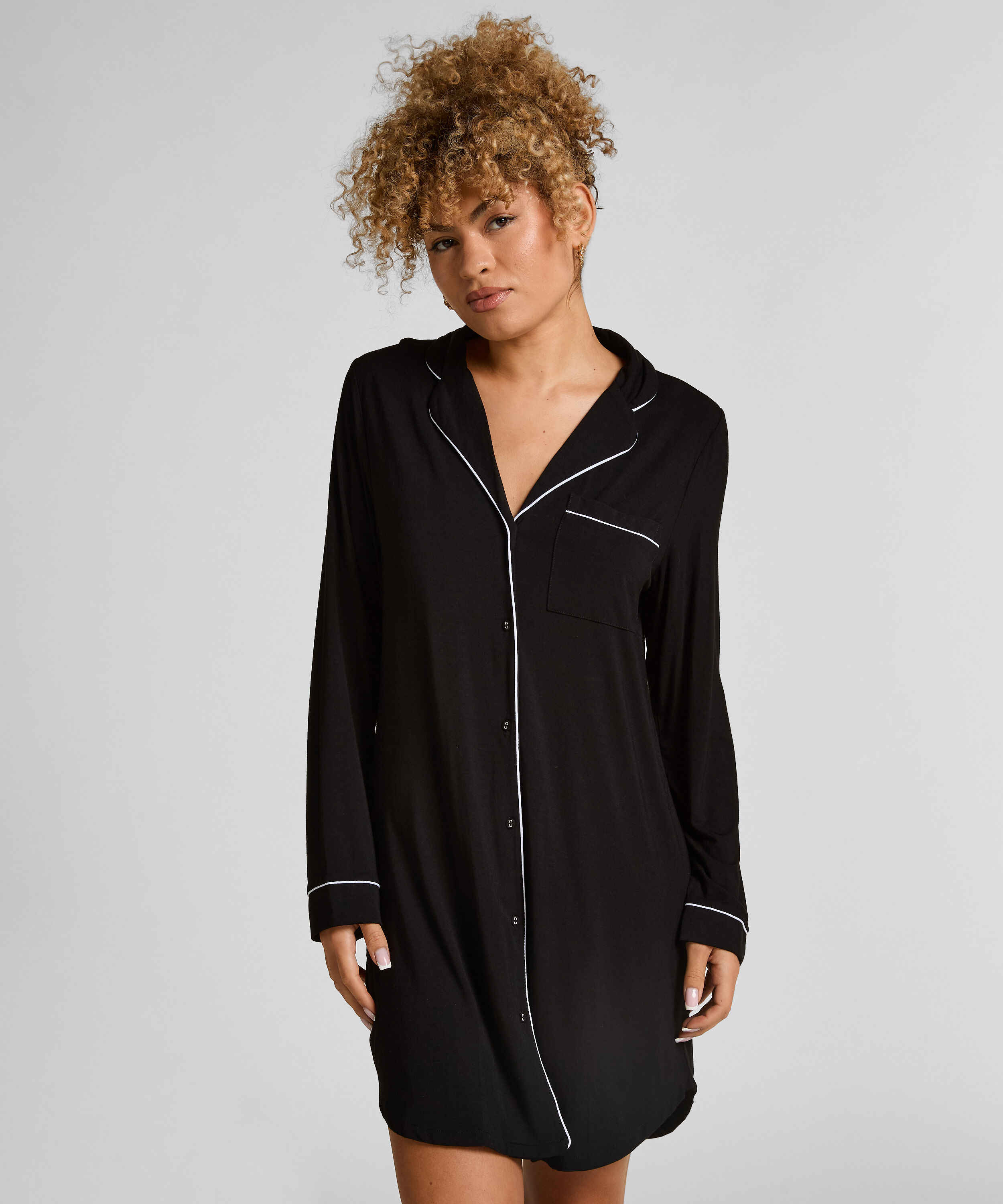 Langärmeliges Jersey-Hemdkleid Essential, Schwarz