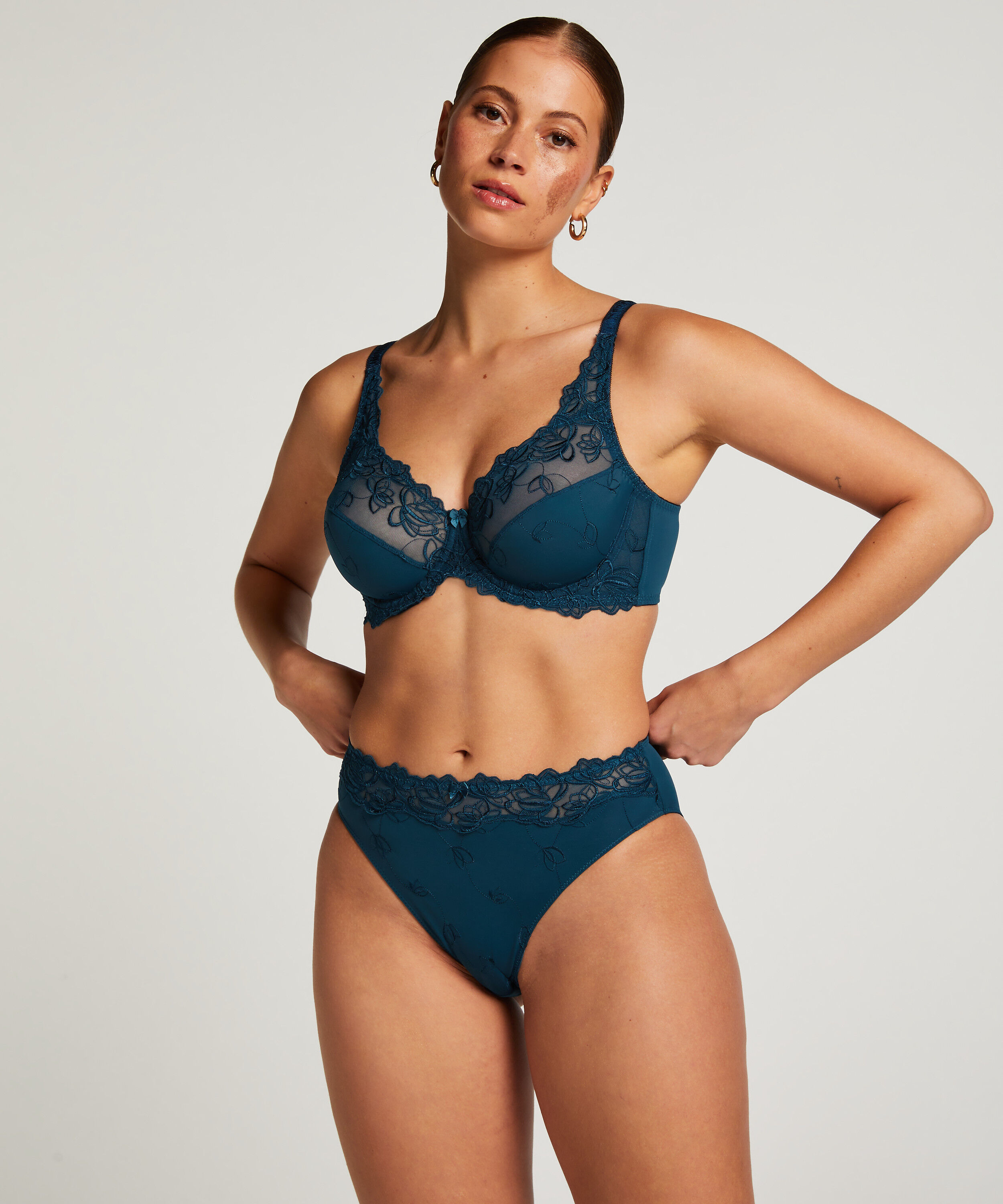 Hochgeschnittener Slip Diva, Blau