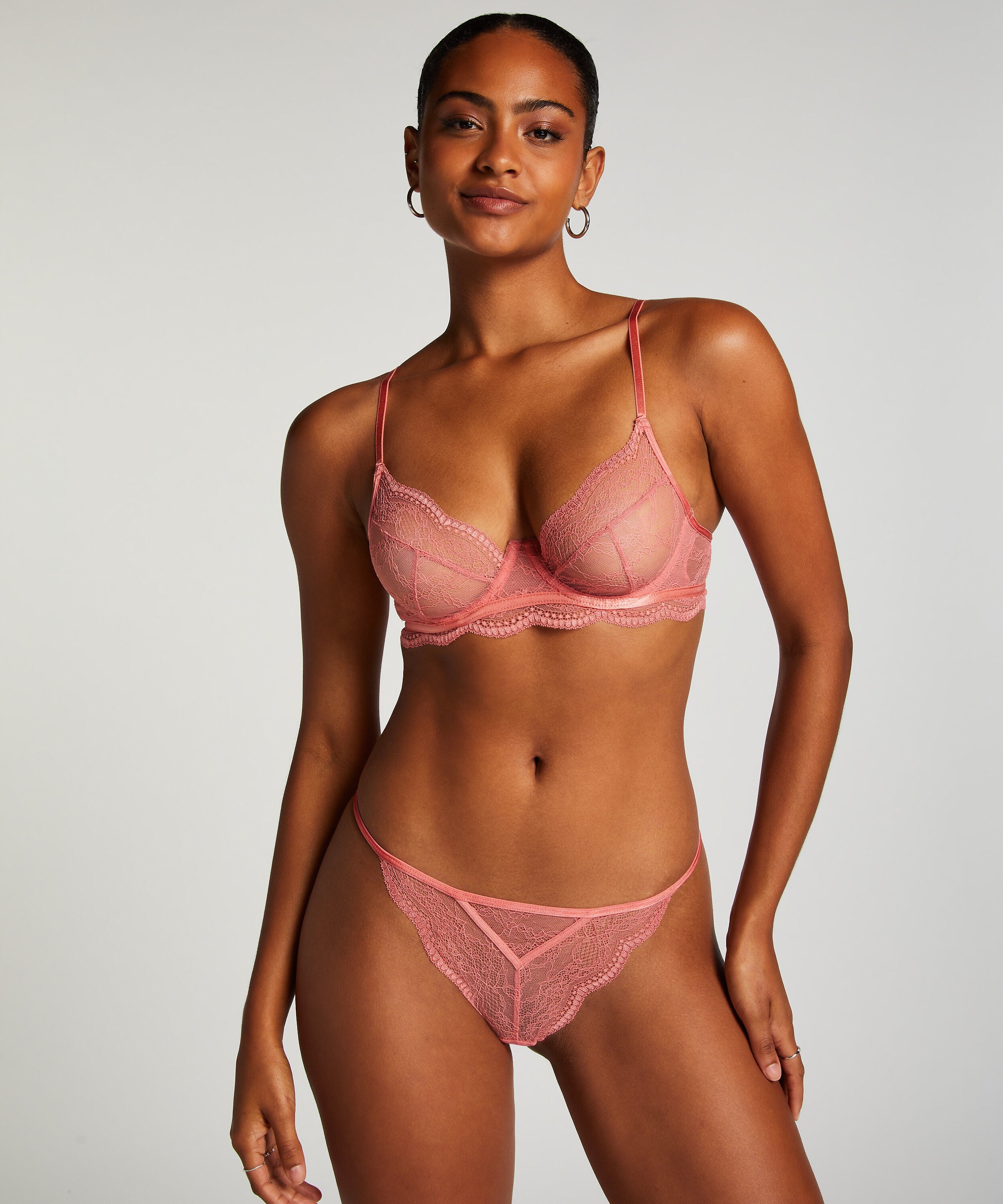 String Isabelle, Rosa String Isabelle, Rosa