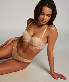 Tragerlose Bhs Fur Jede Passform Hier Online Entdecken Hunkemoller De