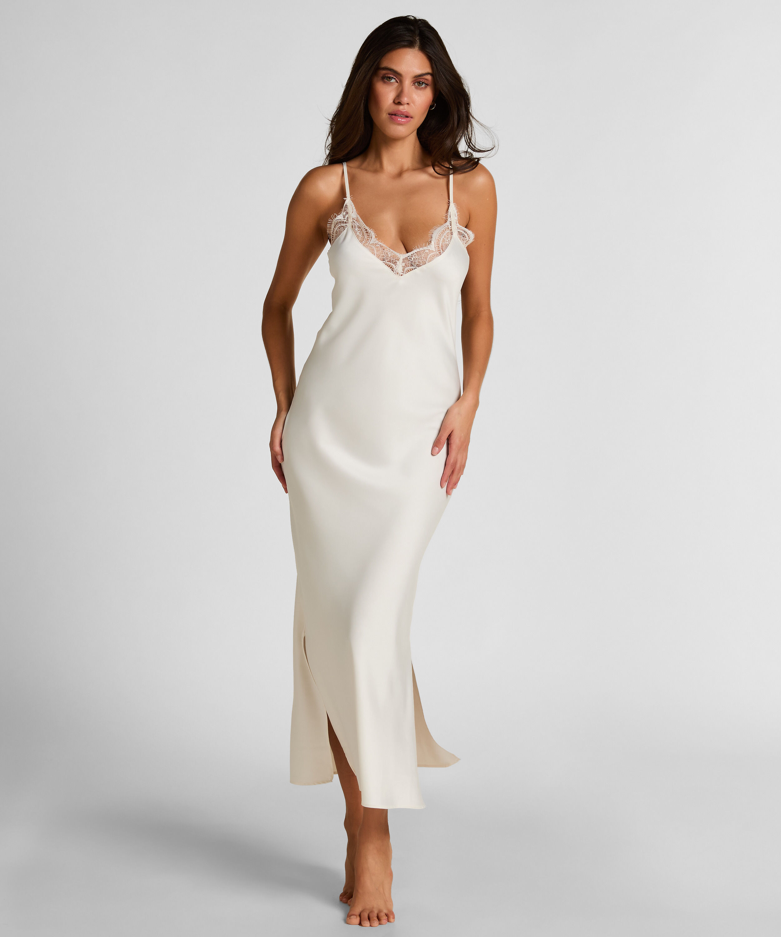 Langes Slipdress aus Satin, Weiß