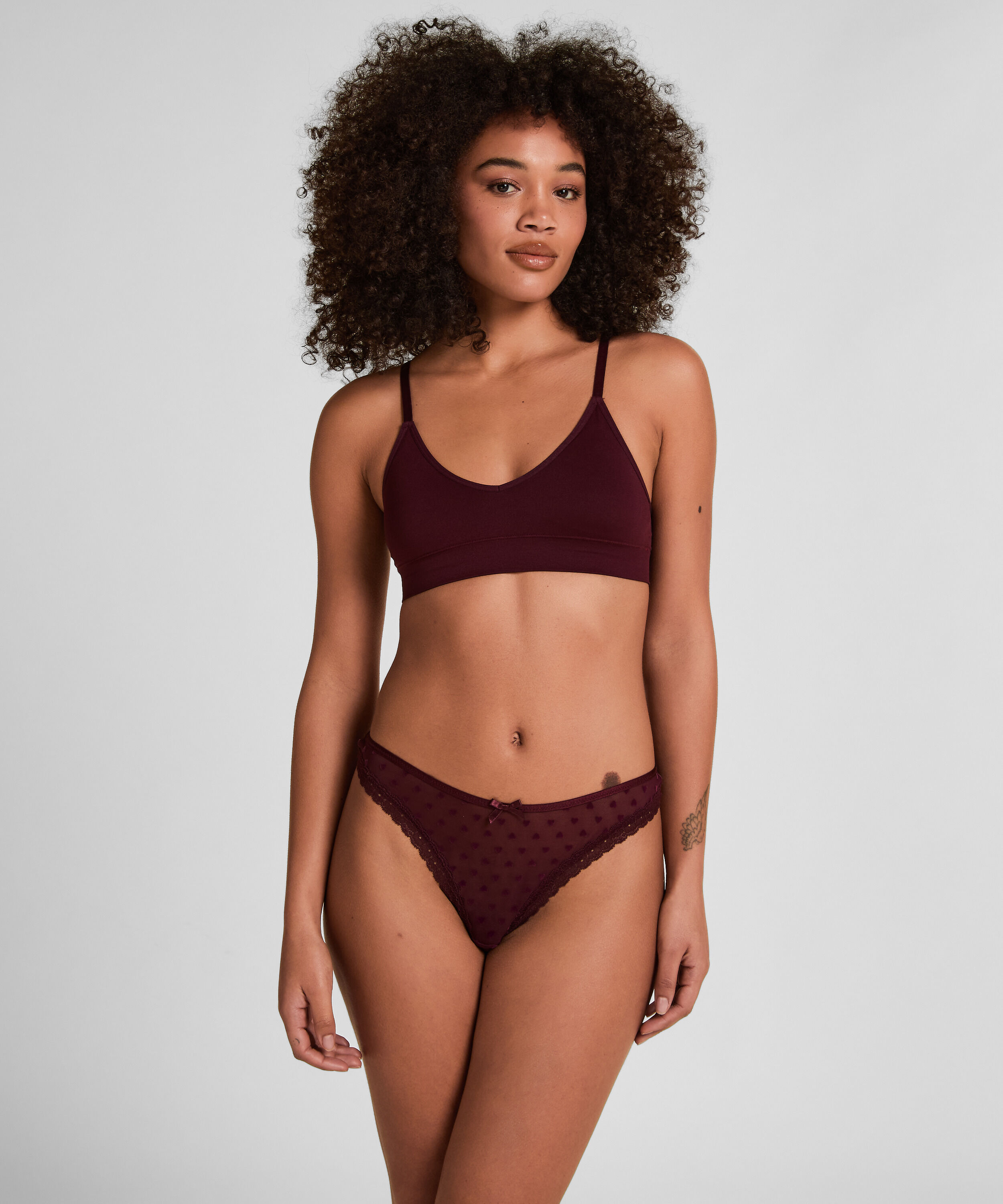 String Phoebe, Lila String Phoebe, Lila