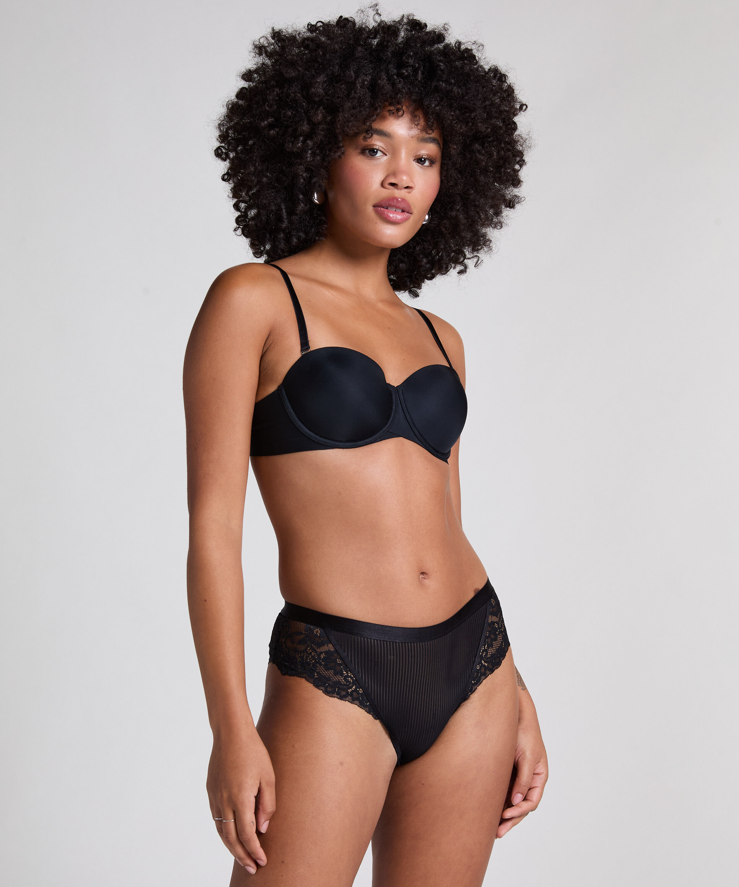 Brazilian Kaiden, Schwarz