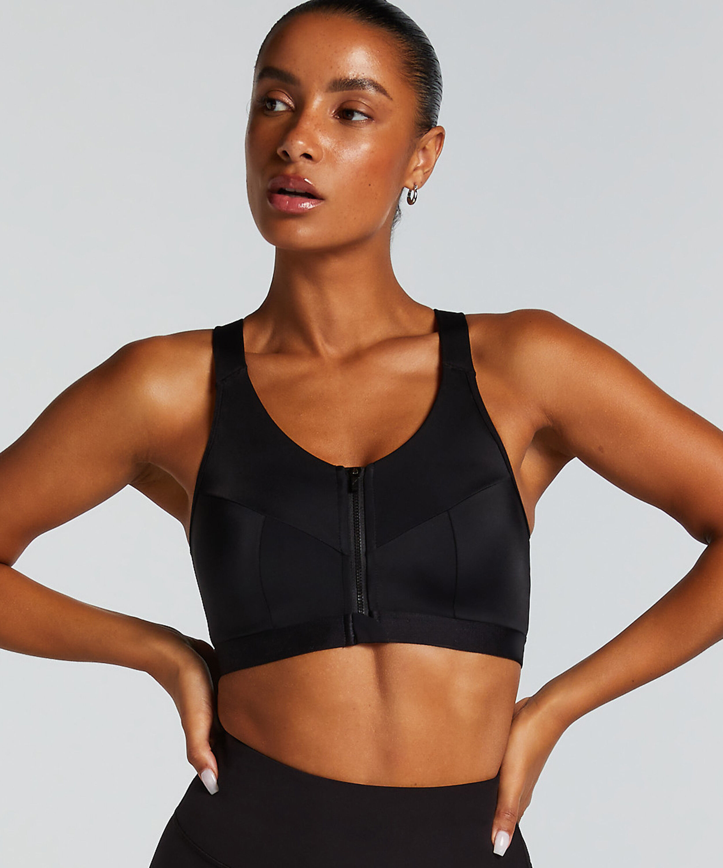 Sport Bh Grosse Grossen Kaufen Kaufe Sport Bhs Grosse Grossen Online Bei Hunkemoller