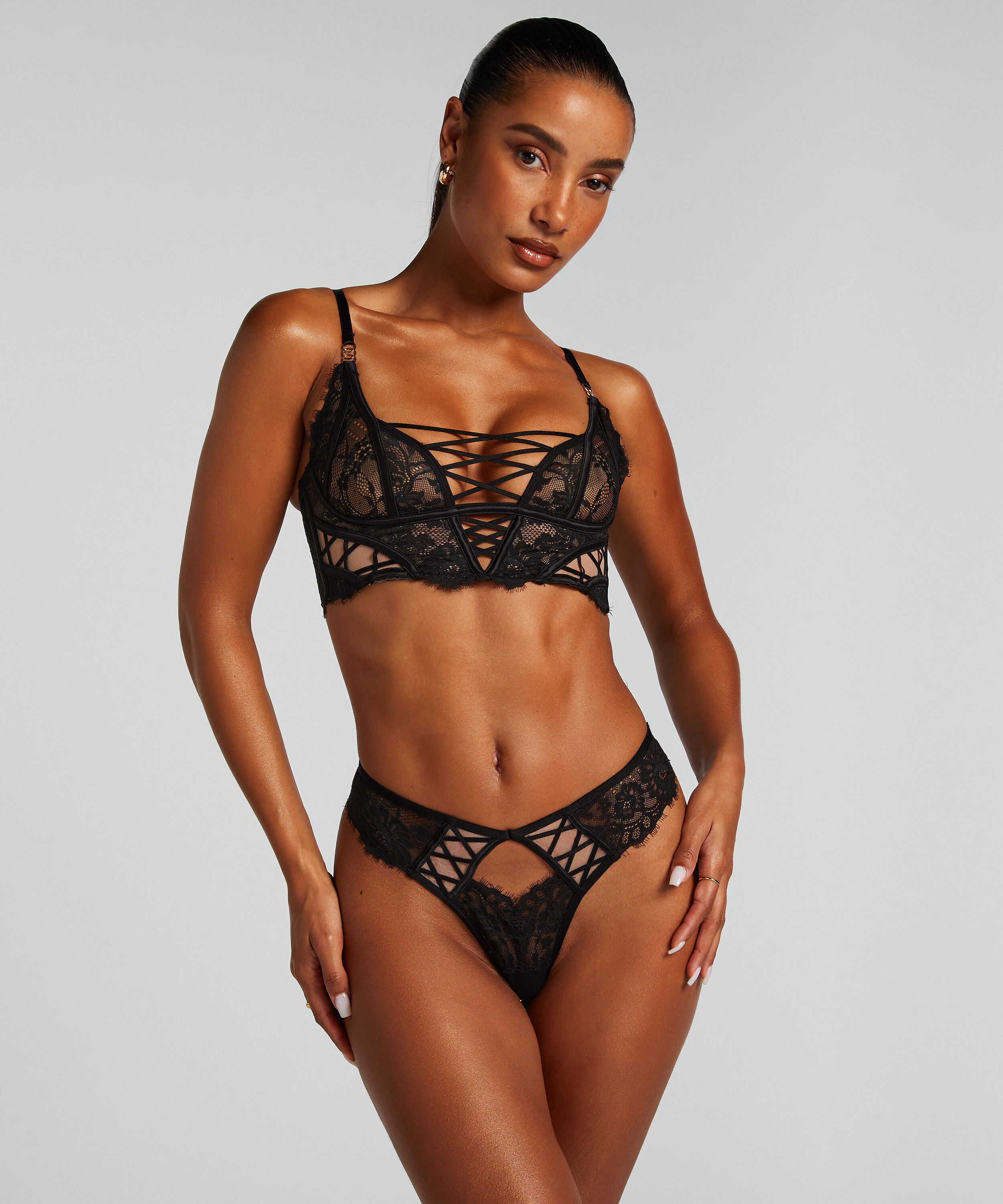 String Loretta, Schwarz