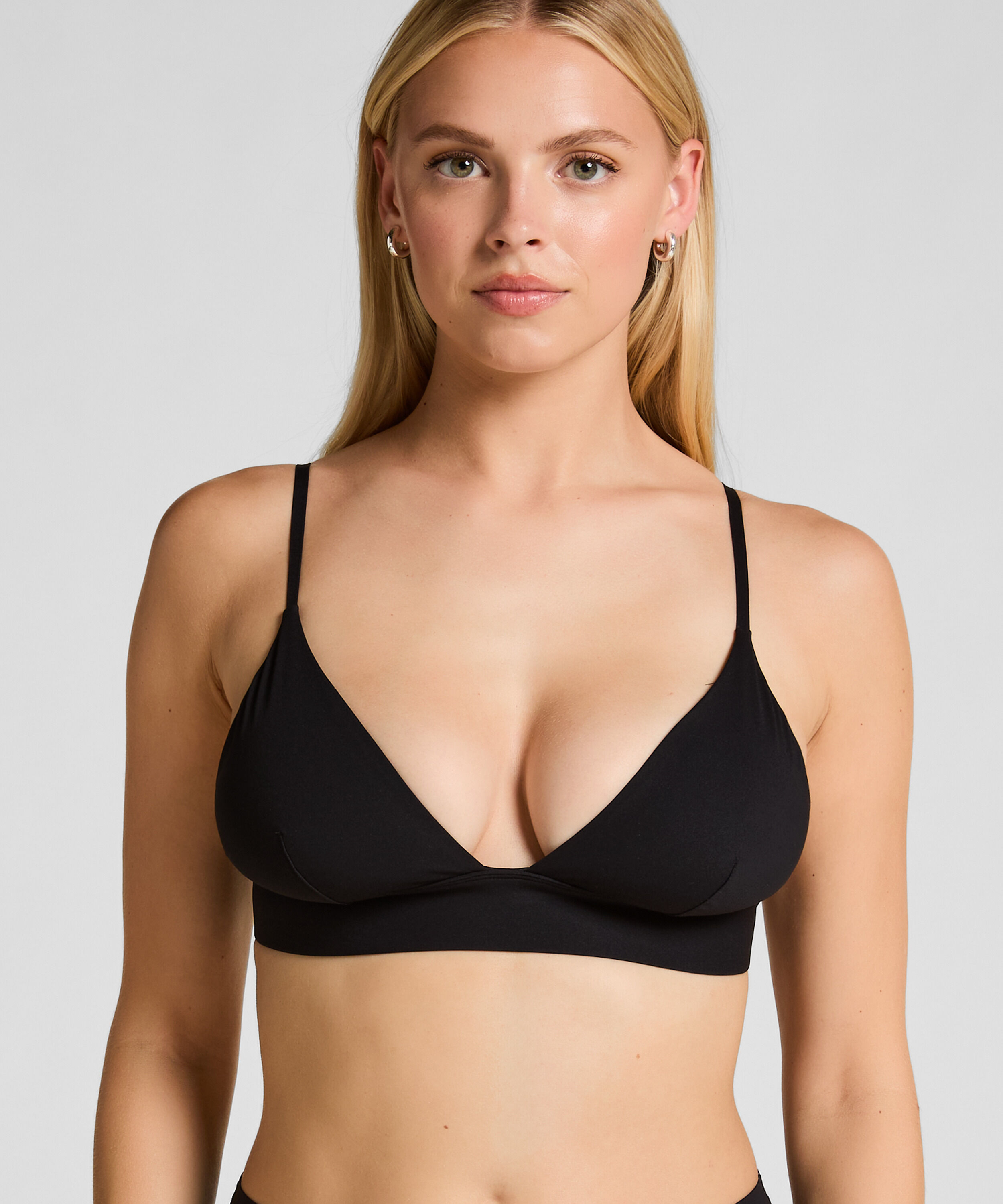 Triangel Bralette Smooth, Schwarz