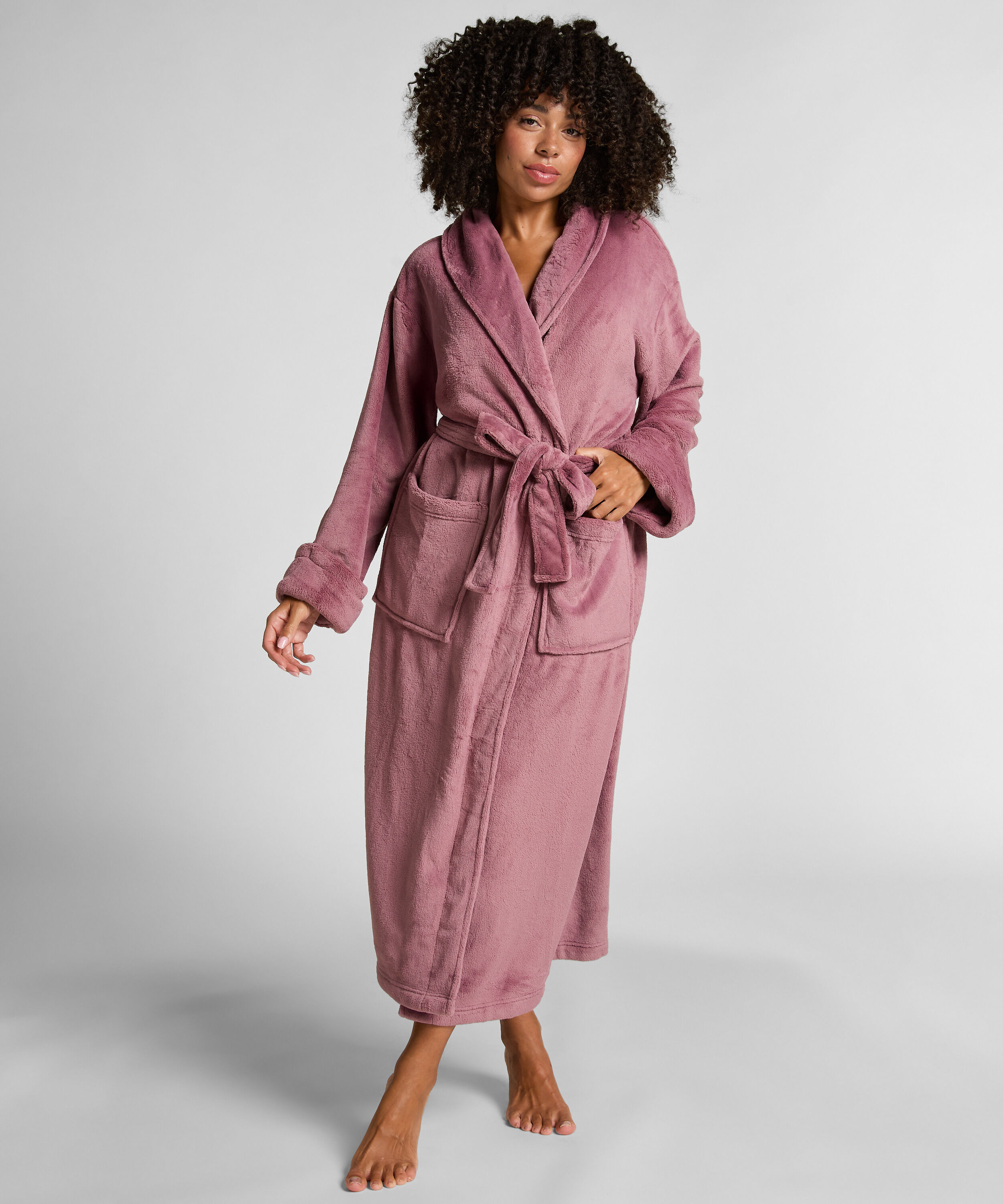 Weicher Fleece-Bademantel, Lila Weicher Fleece-Bademantel, Lila