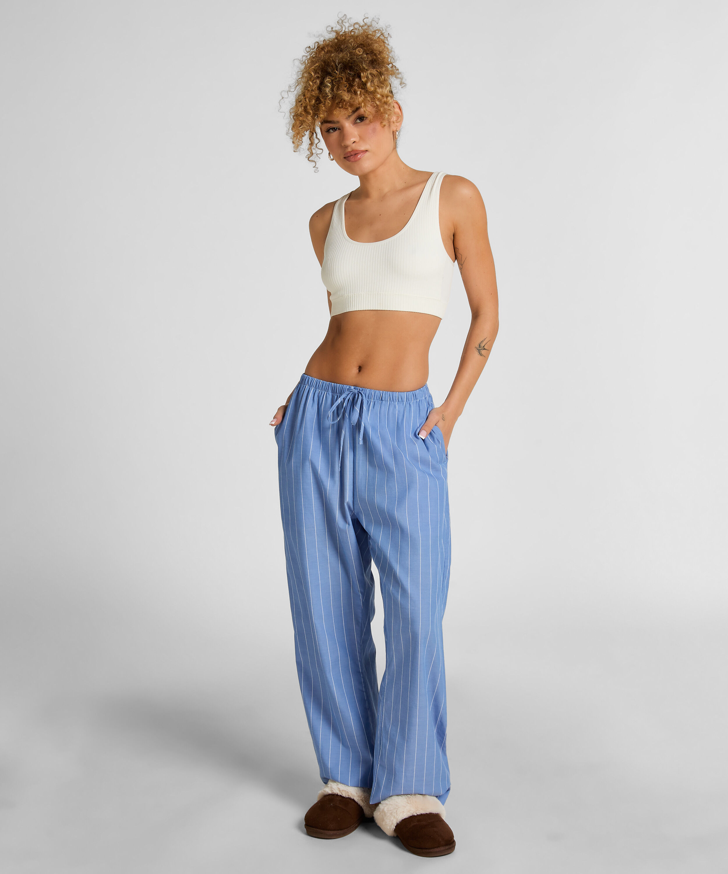 Gestreifte Hose aus gewebter Baumwolle, Blau Gestreifte Hose aus gewebter Baumwolle, Blau