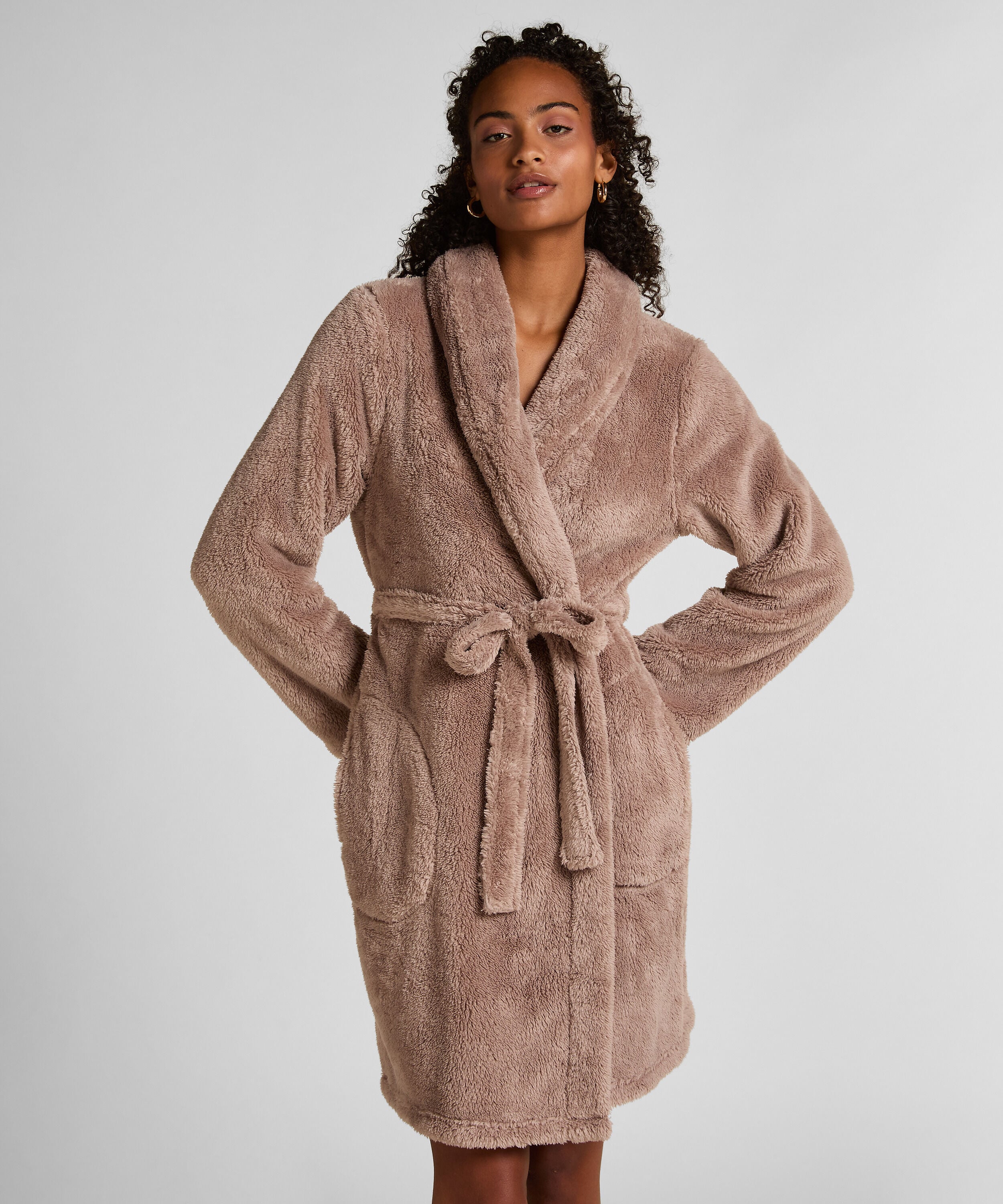 Fluffy-Fleece-Bademantel, Beige Fluffy-Fleece-Bademantel, Beige