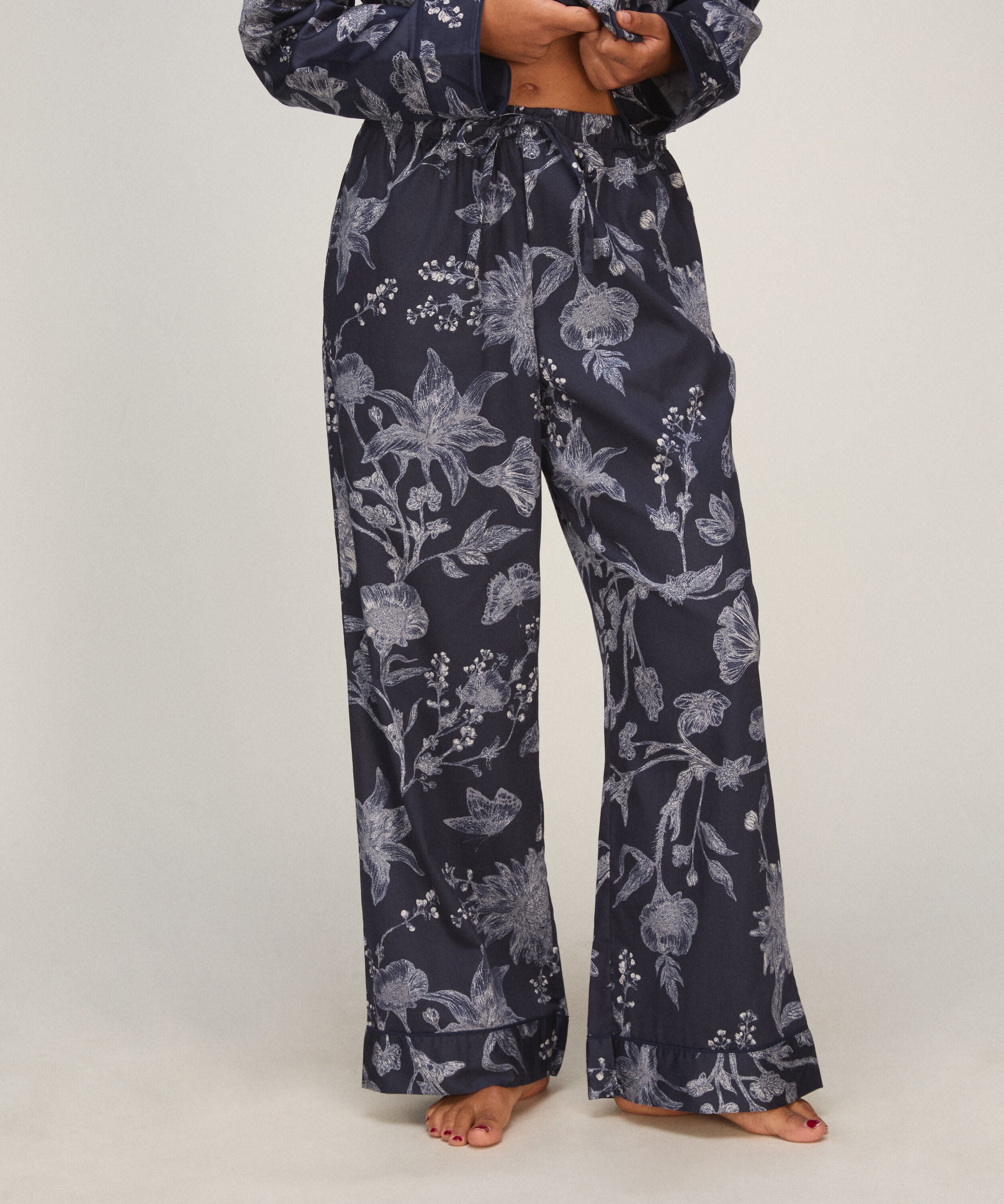 Satinhose, Blau