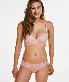 Brazilian Angie, Rose