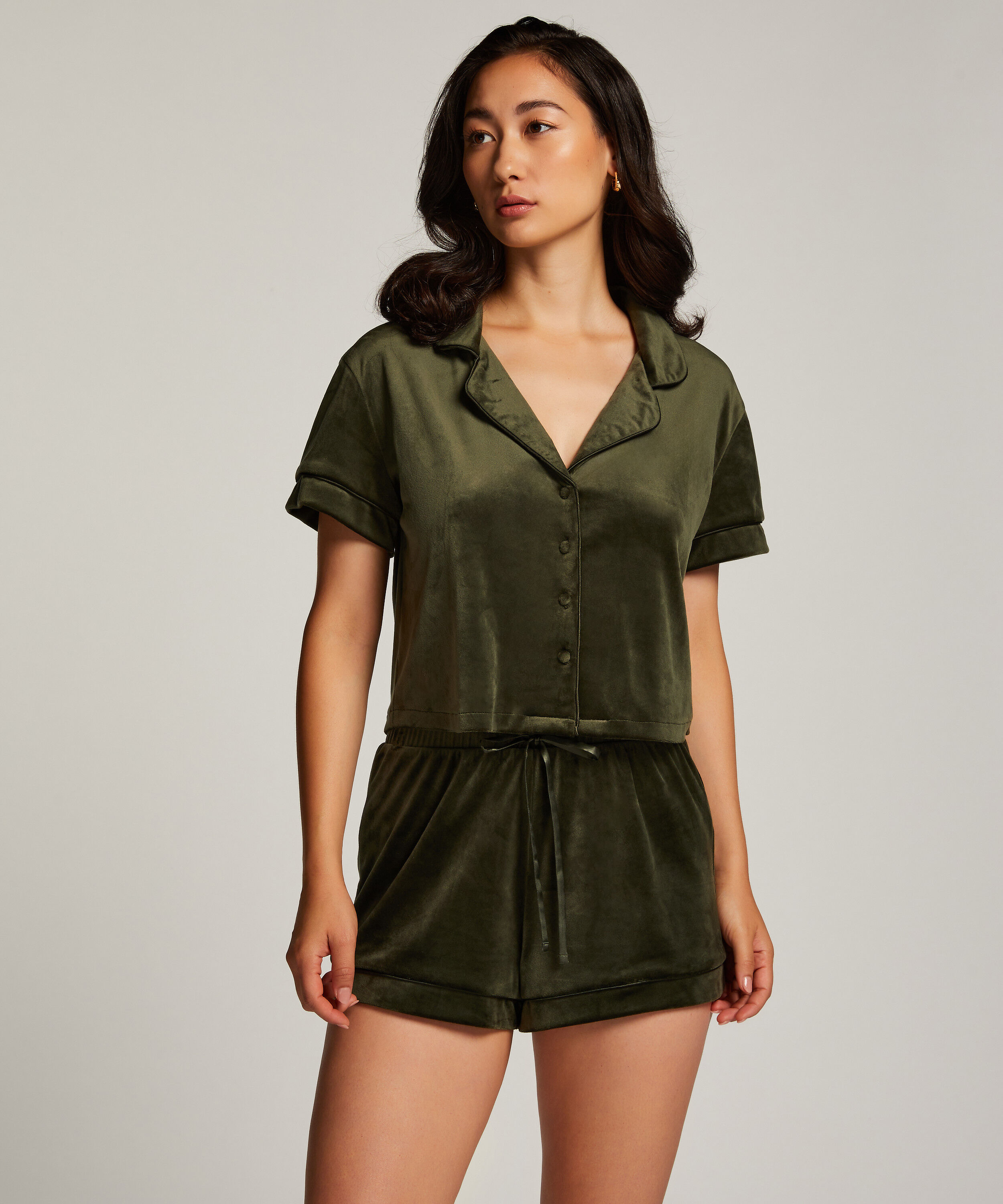 Shorts Velours, Grün Shorts Velours, Grün