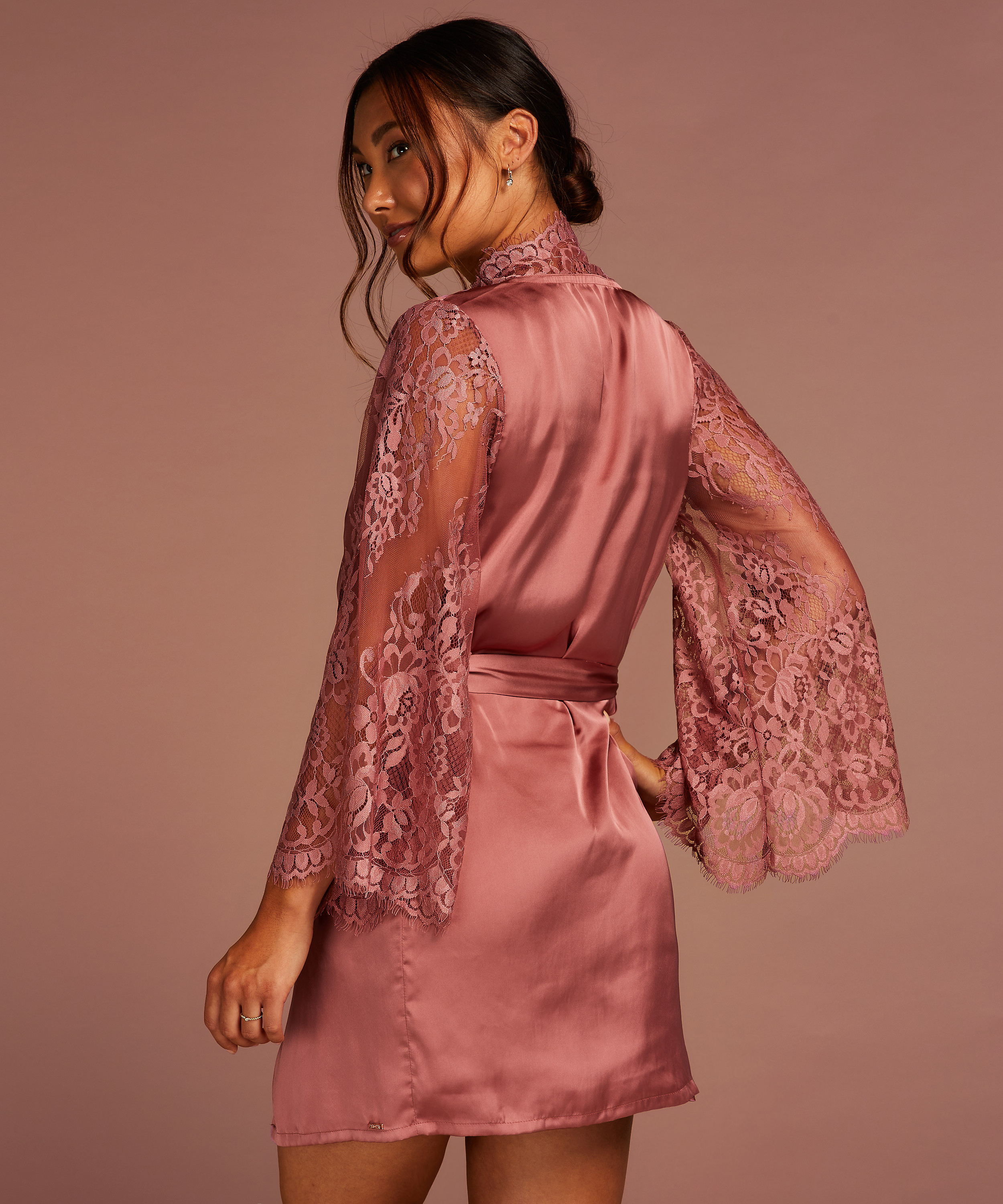 Kimono All Over Lace für 49.99€ - Alle Nachtwäsche - Hunkemöller