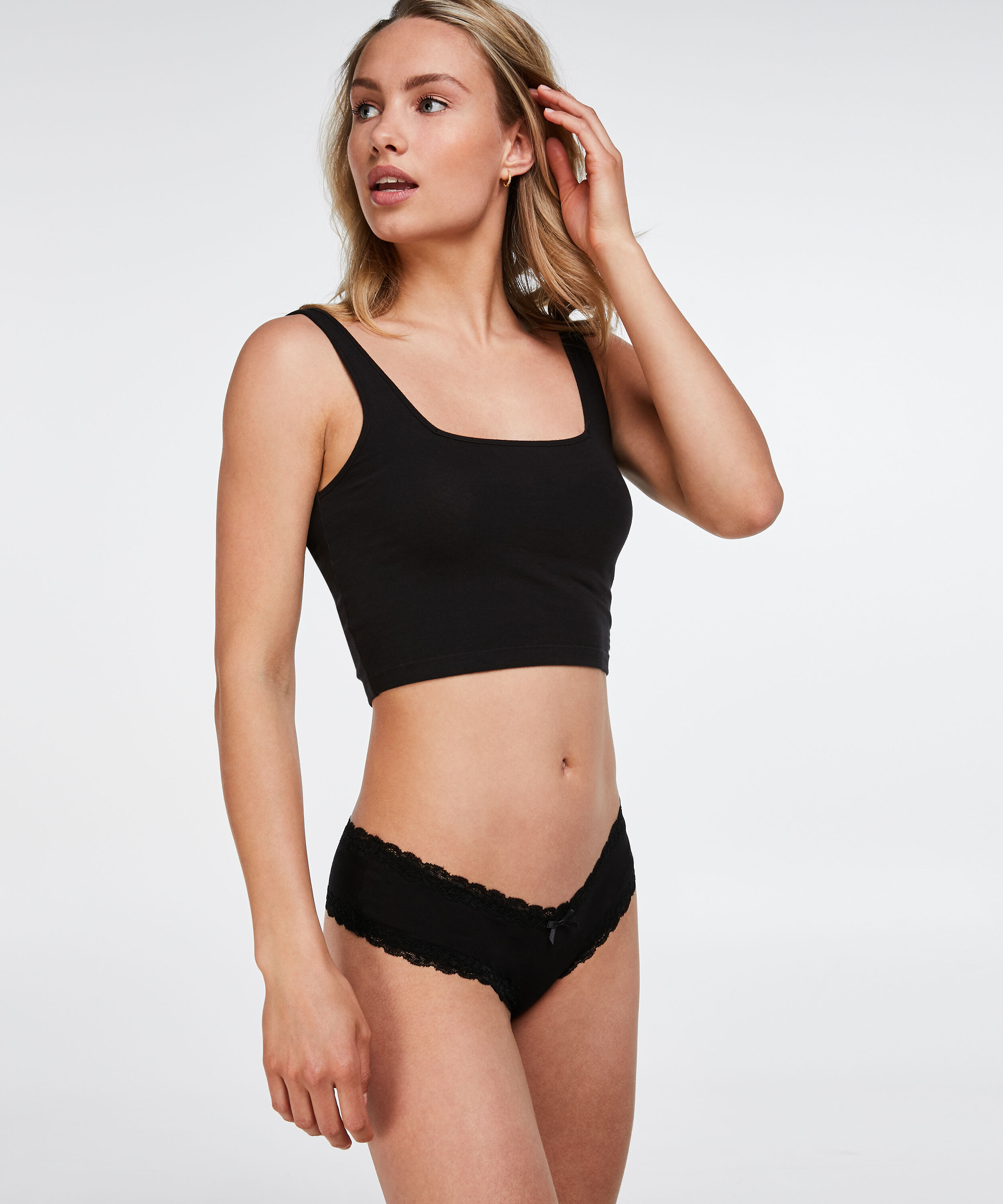 V-Shape-Brazilian, Schwarz