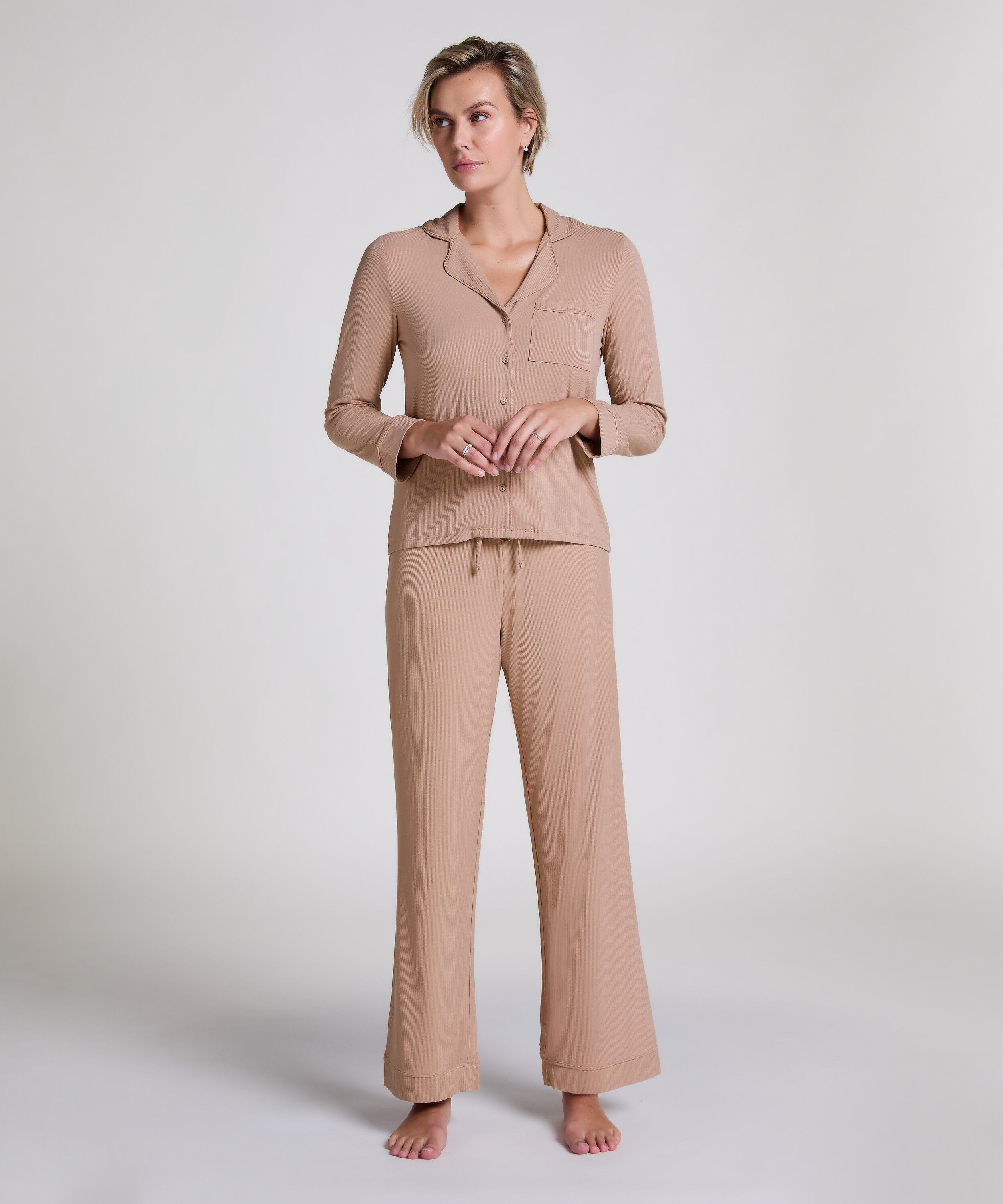 Petite Essential-Hose gerippt, Beige