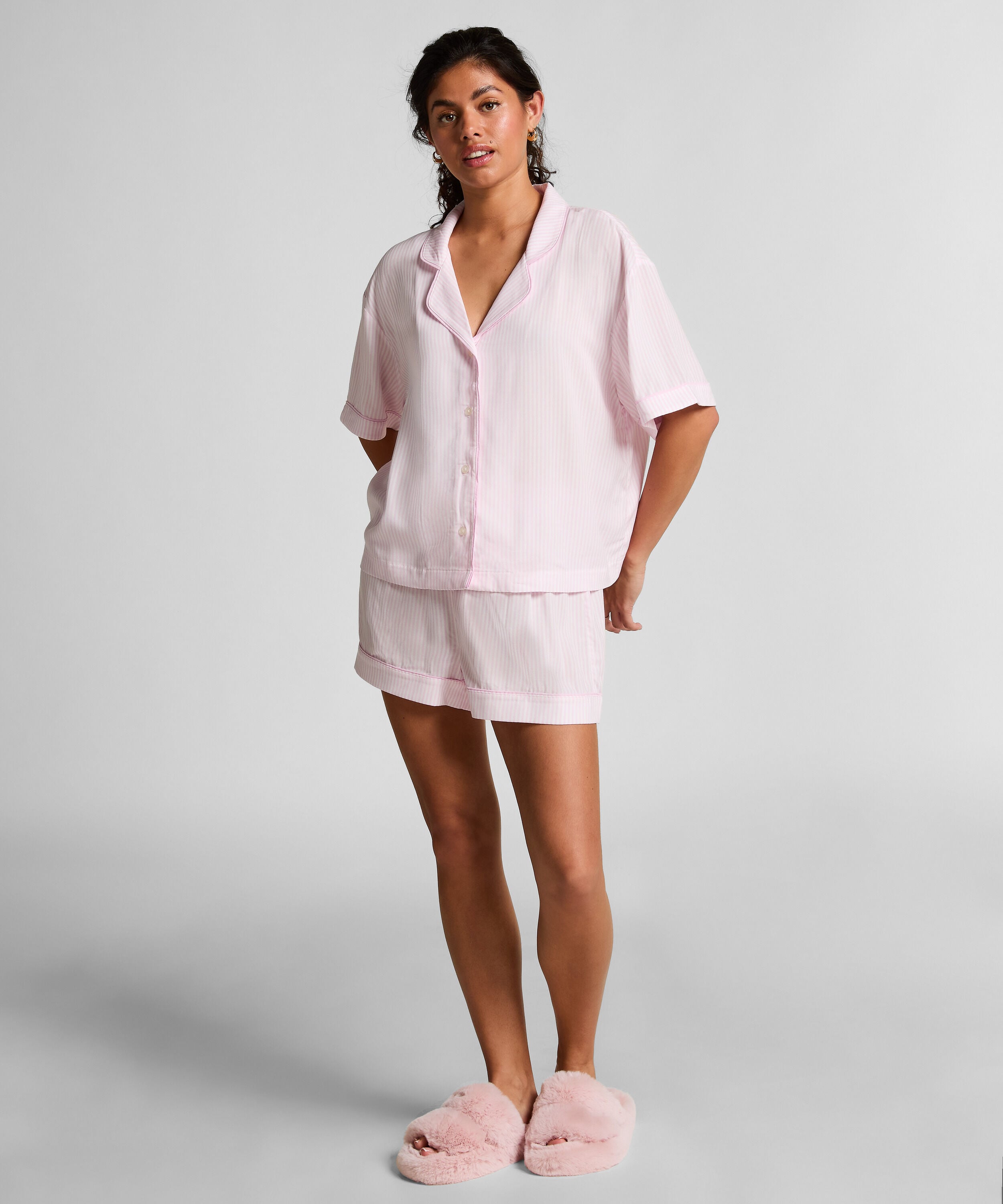 Kurzärmelige Pyjama-Jacke