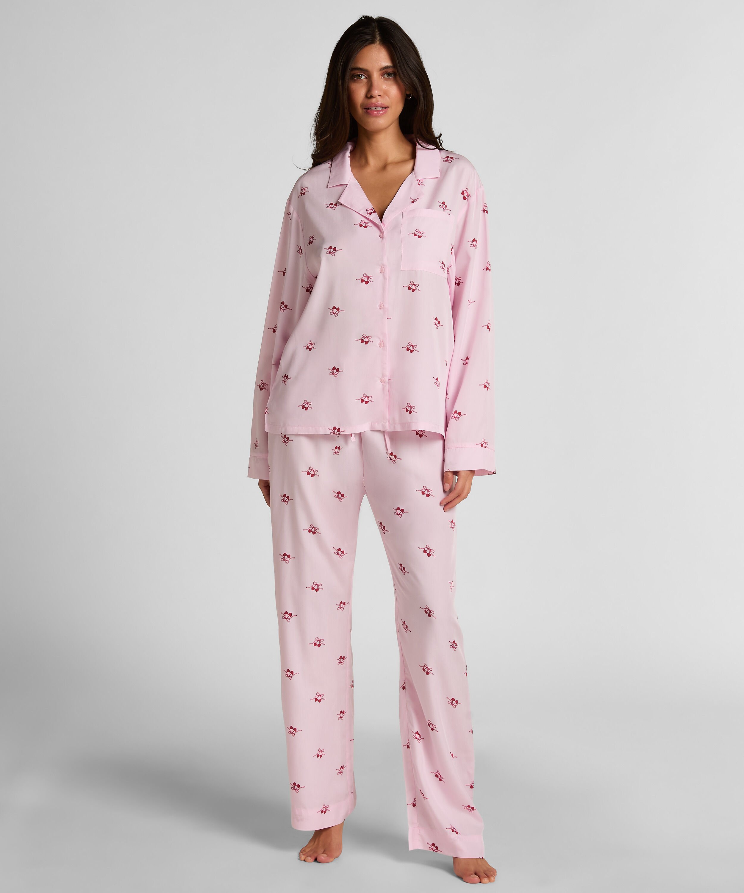 Gewebte Jacke mit Kirschen