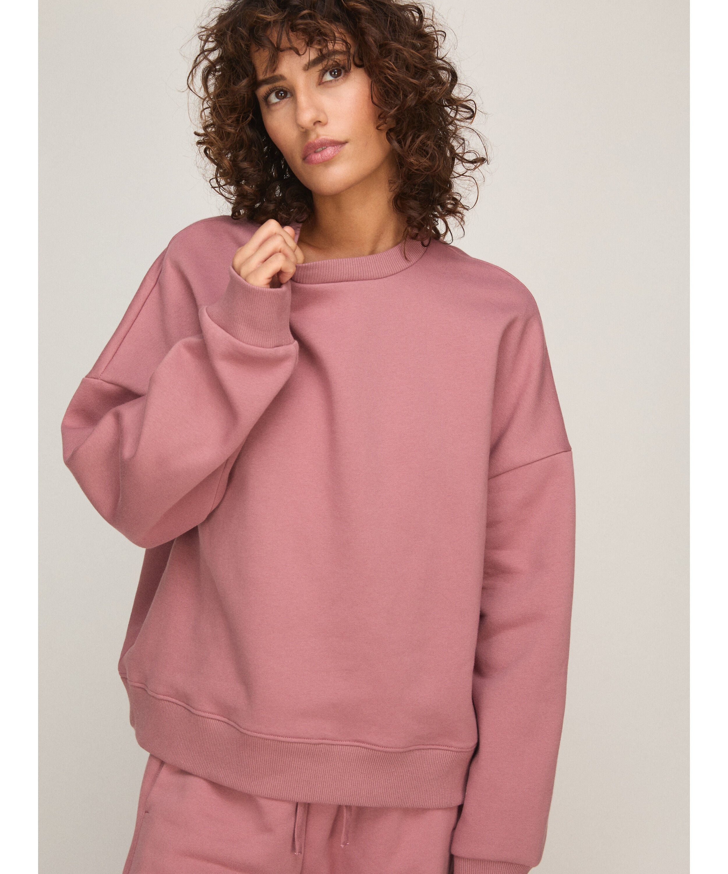 Sweat mit Rundhalsausschnitt aus angerautem Sweatstoff, Rosa Sweat mit Rundhalsausschnitt aus angerautem Sweatstoff, Rosa