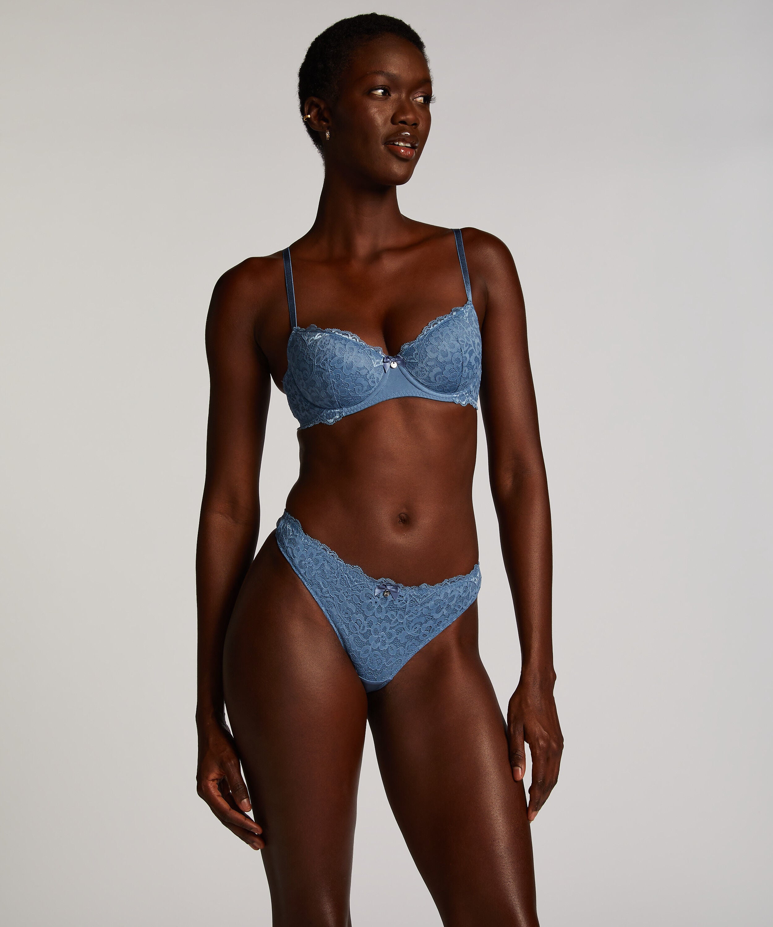String Marine, Blau String Marine, Blau