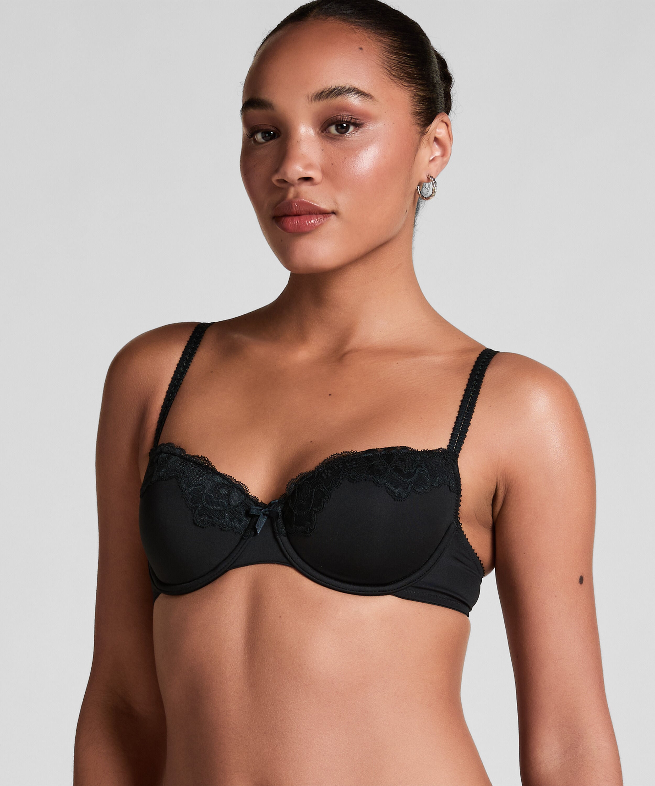 Vorgeformter Bügel-BH Secret Lace mit Spitze