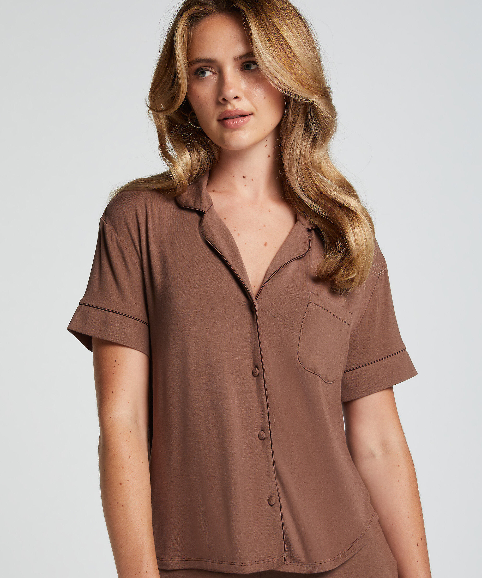 Kurzärmelige Jersey-Jacke Essential, Braun