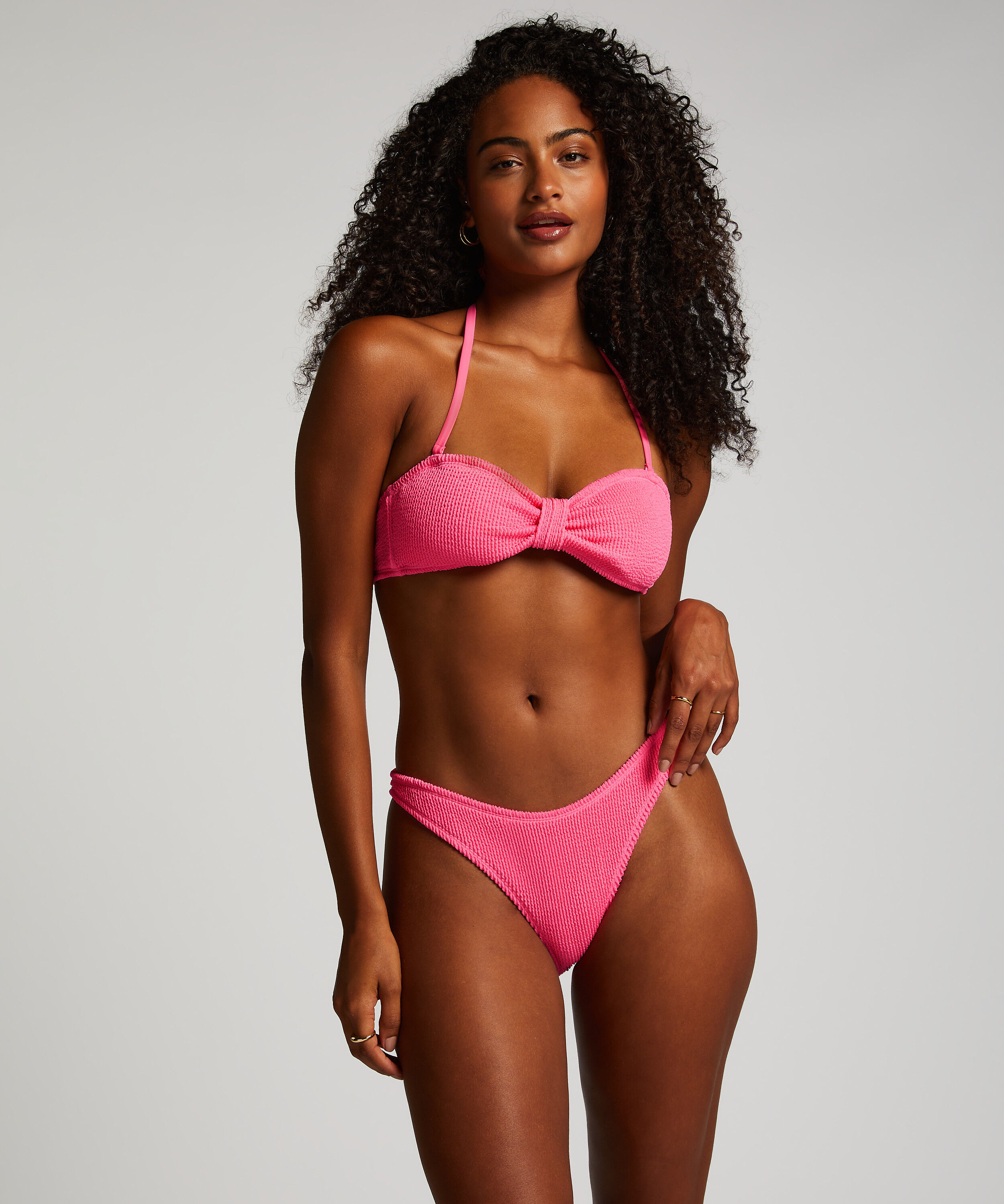 Bikini Slip mit hohem Beinausschnitt Crinkle, Rosa