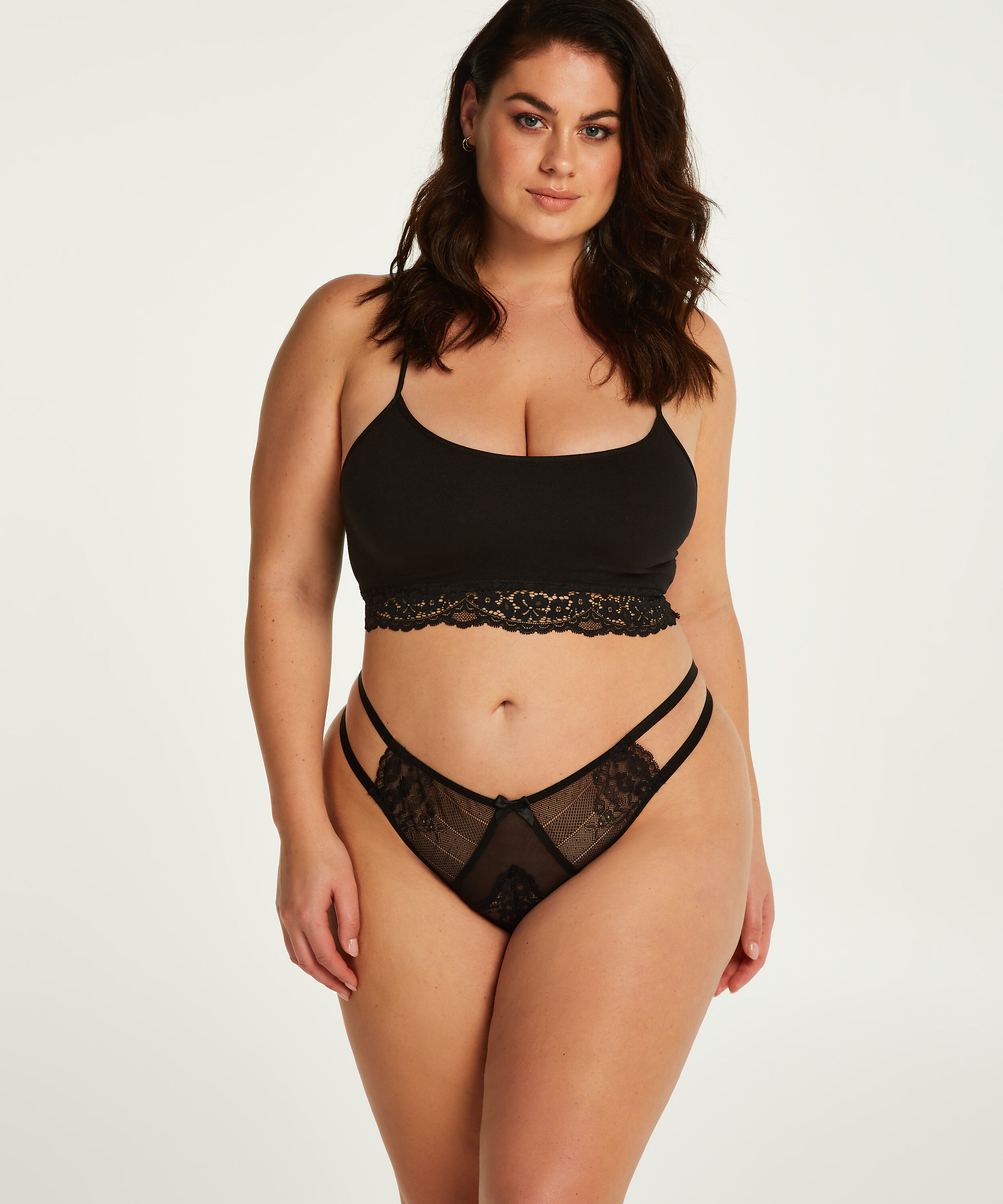 String Maarya Curvy, Schwarz