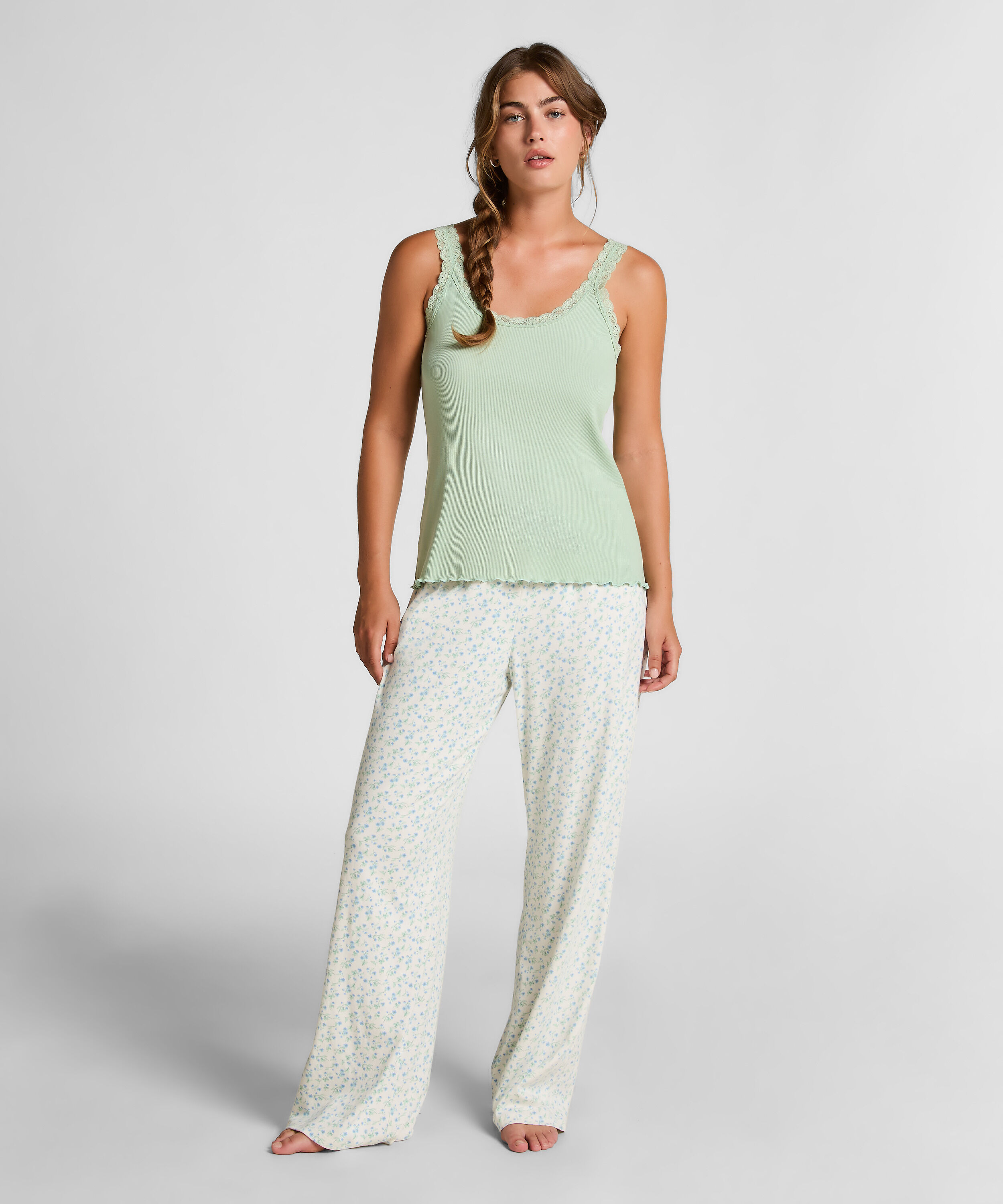 Rippjersey-Top mit Spitze