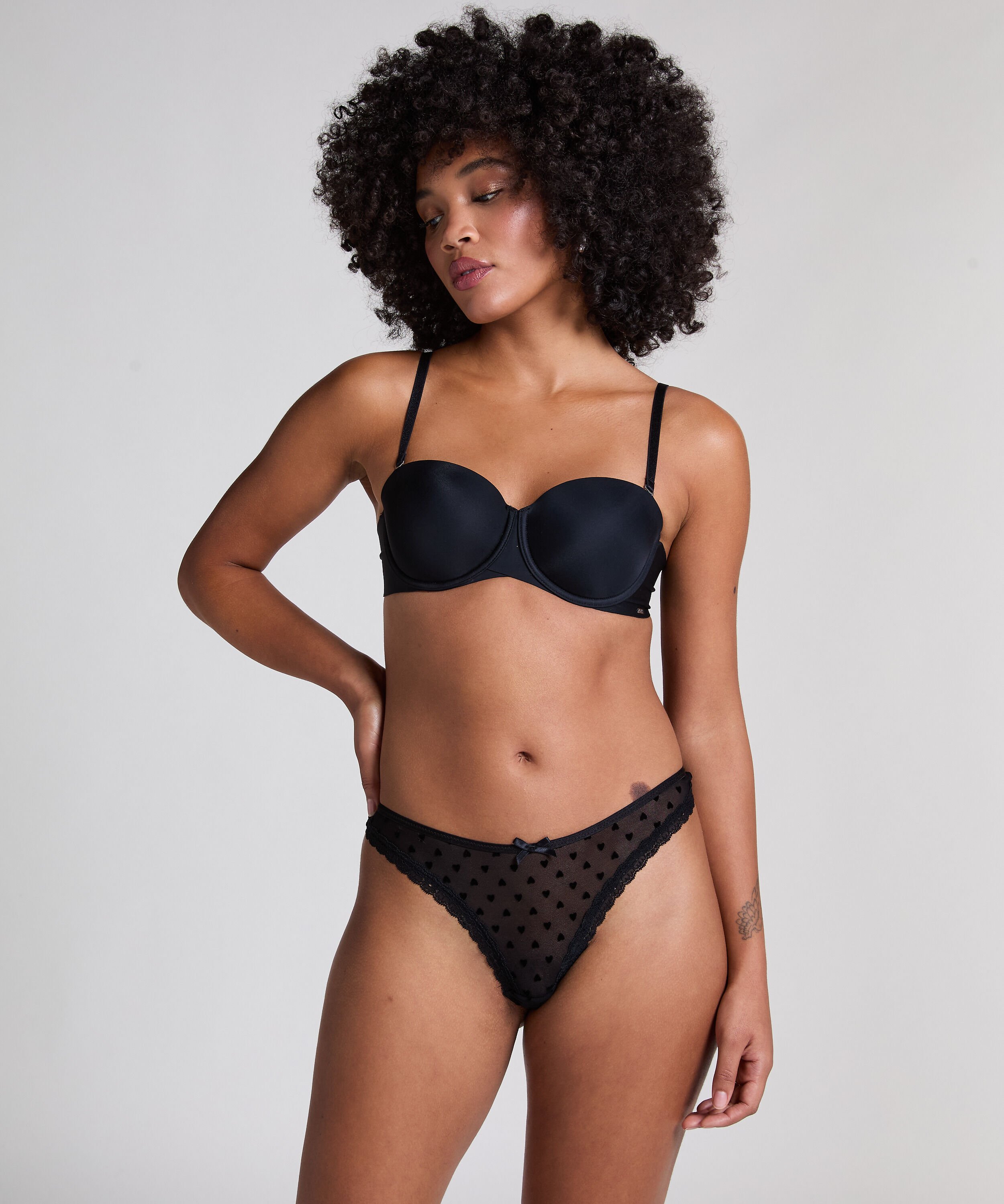 String Phoebe, Schwarz String Phoebe, Schwarz