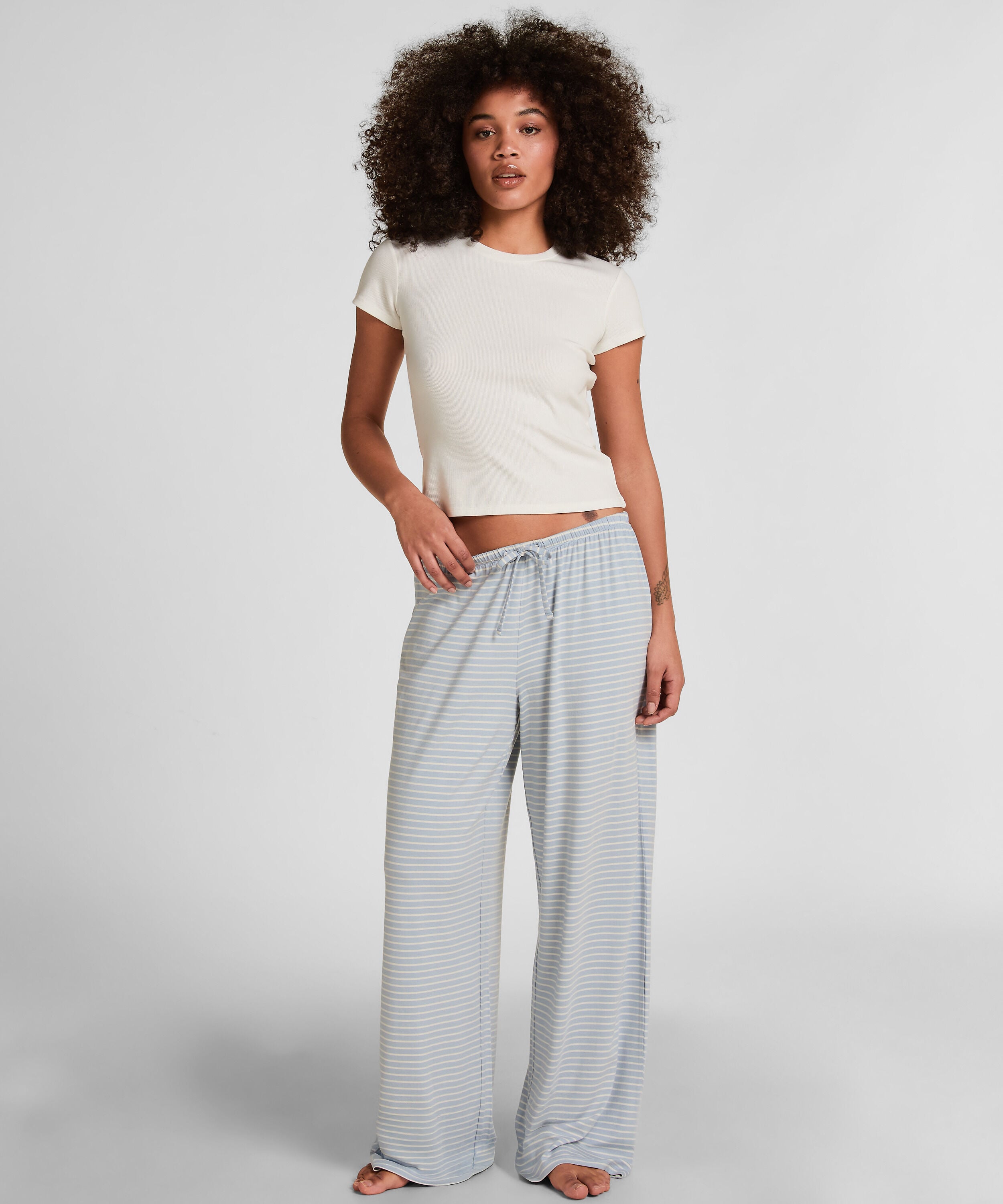 Gestreifte Pyjamahose, Blau