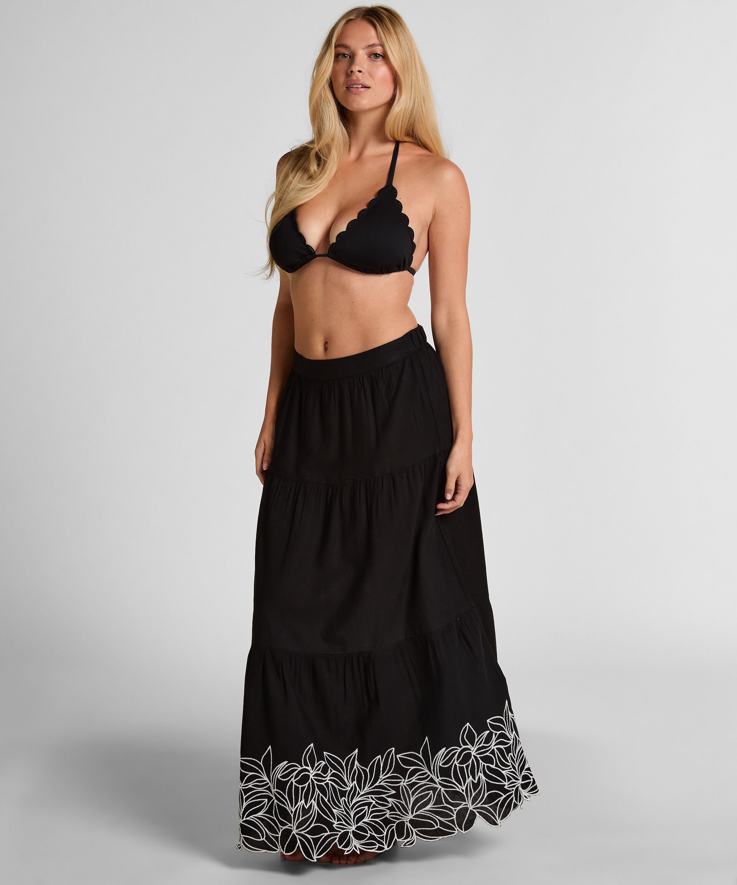 Bestickter Rock, Schwarz Bestickter Rock, Schwarz