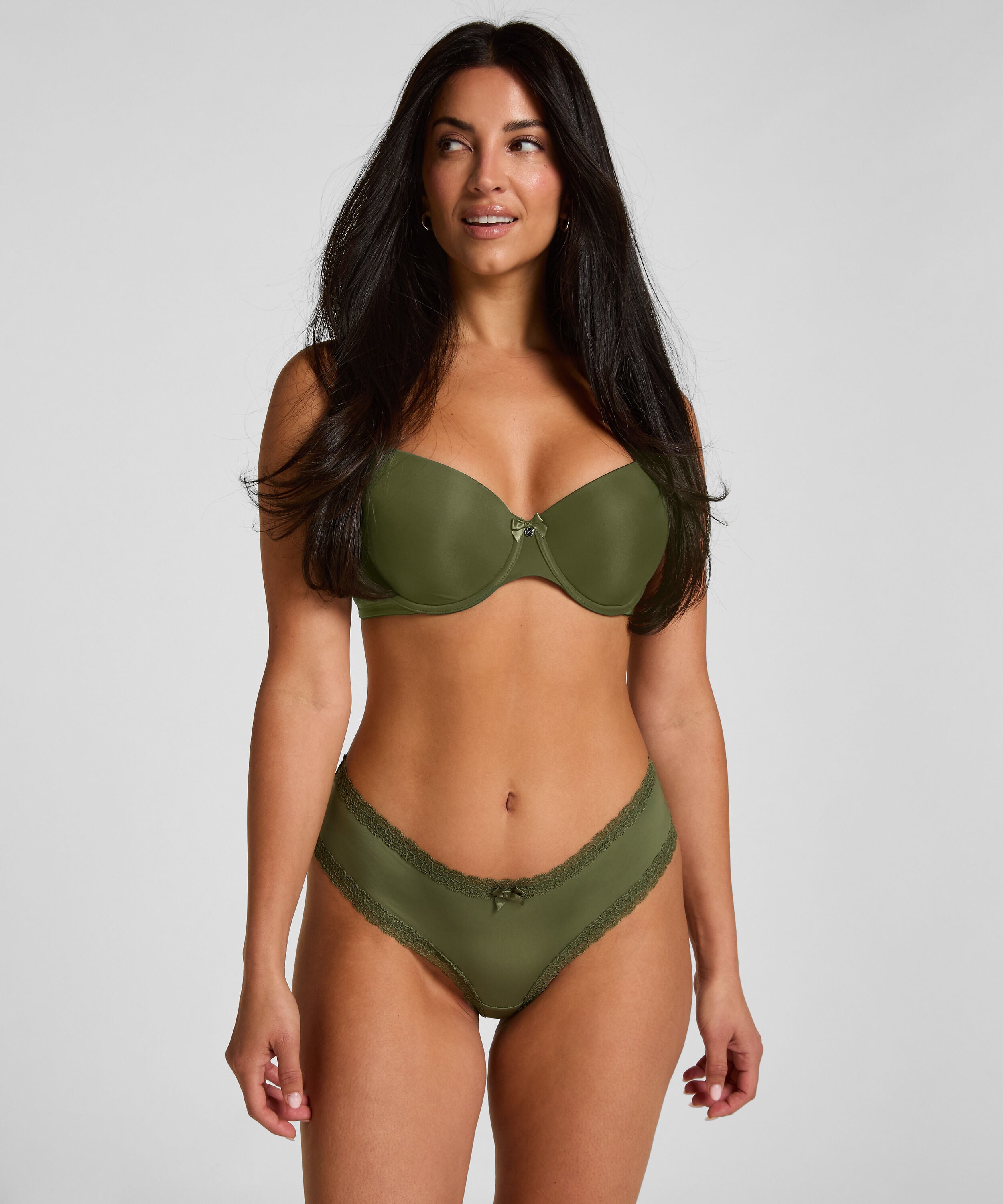Brazilian in V-Form London