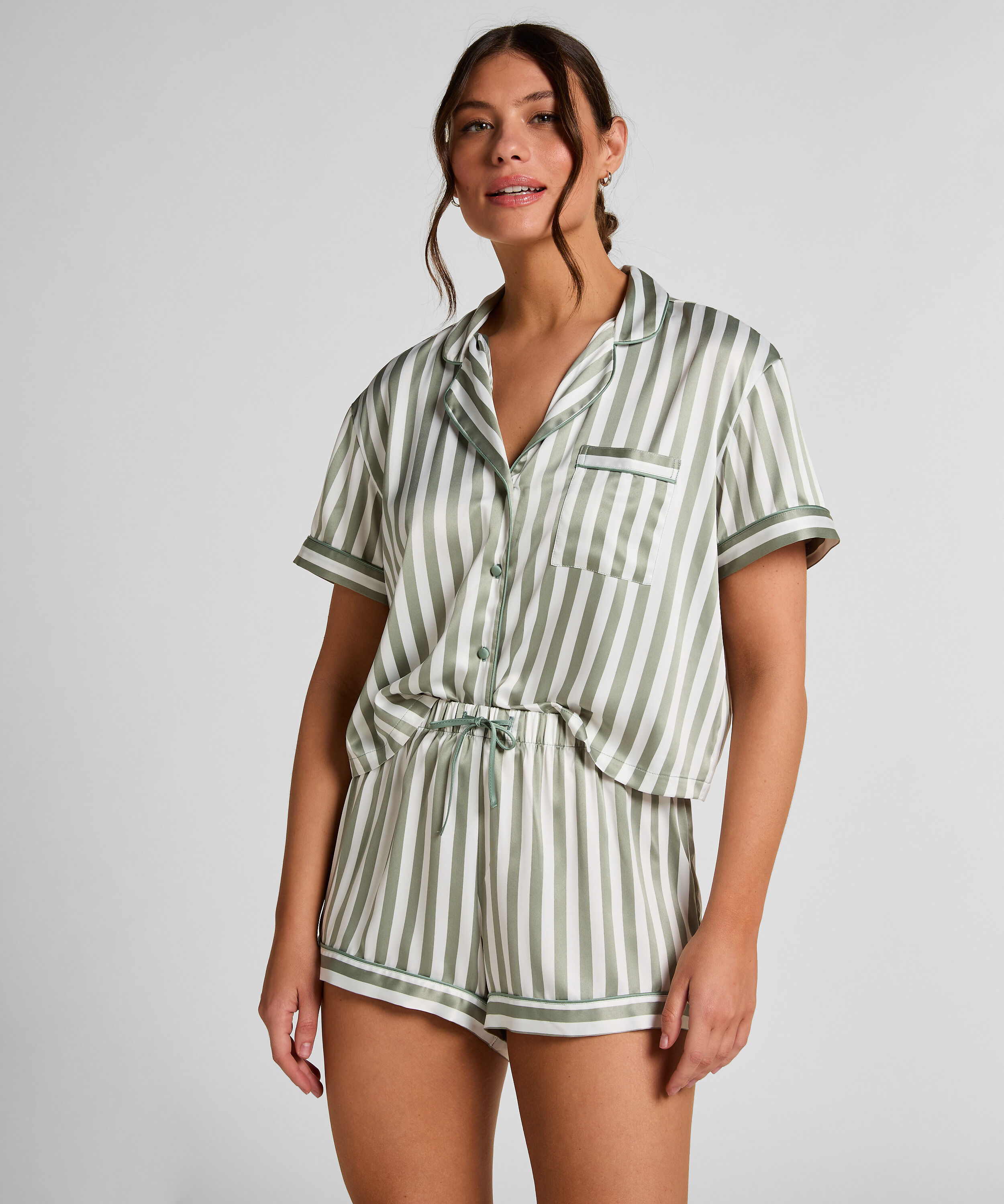 Satin-Pyjama-Set, Grün
